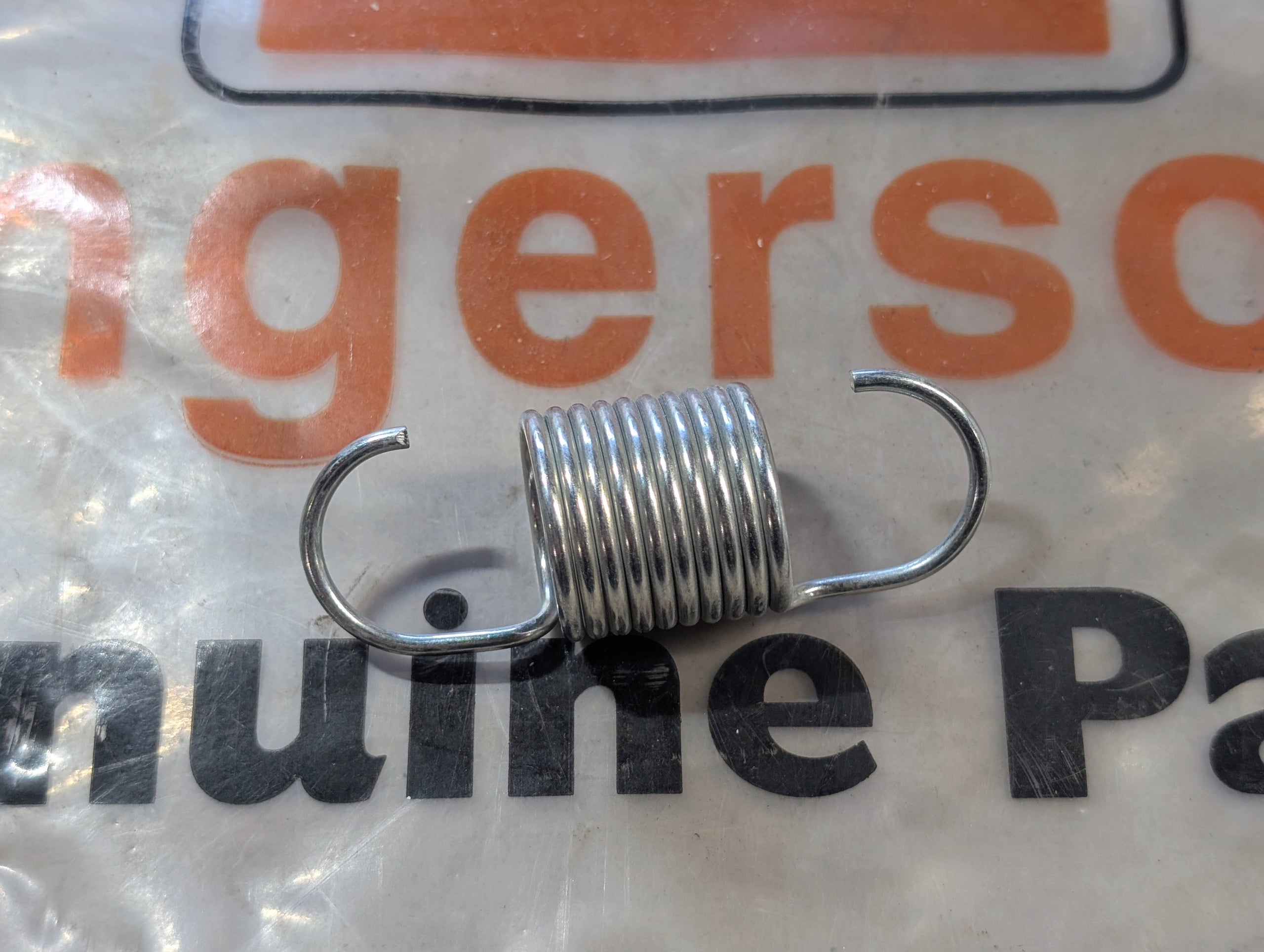 C21942 SPRING-EXTENSION 2.75x1 OD MOWER DECK