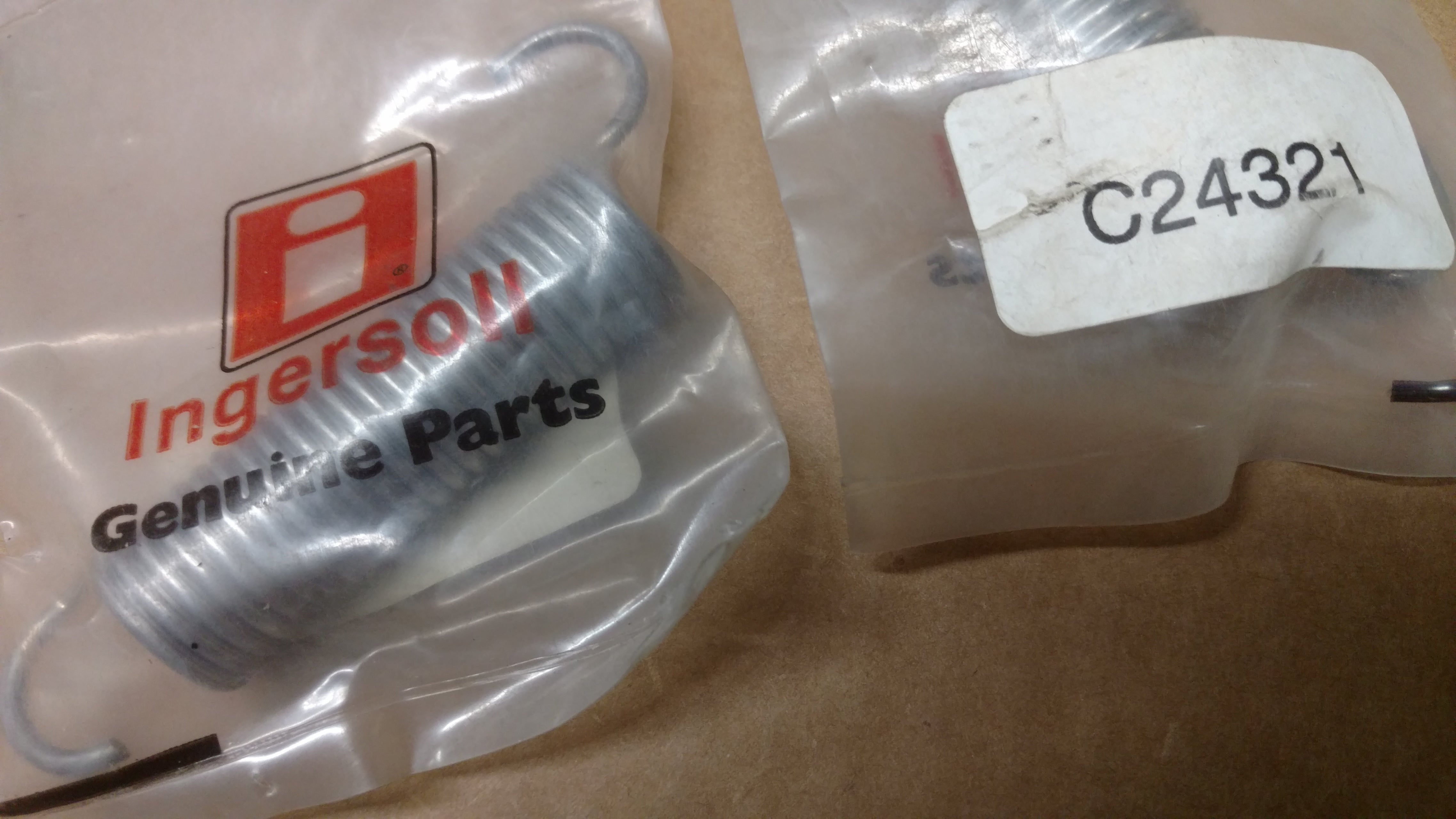 C24321 SPRING - IDLER ARM