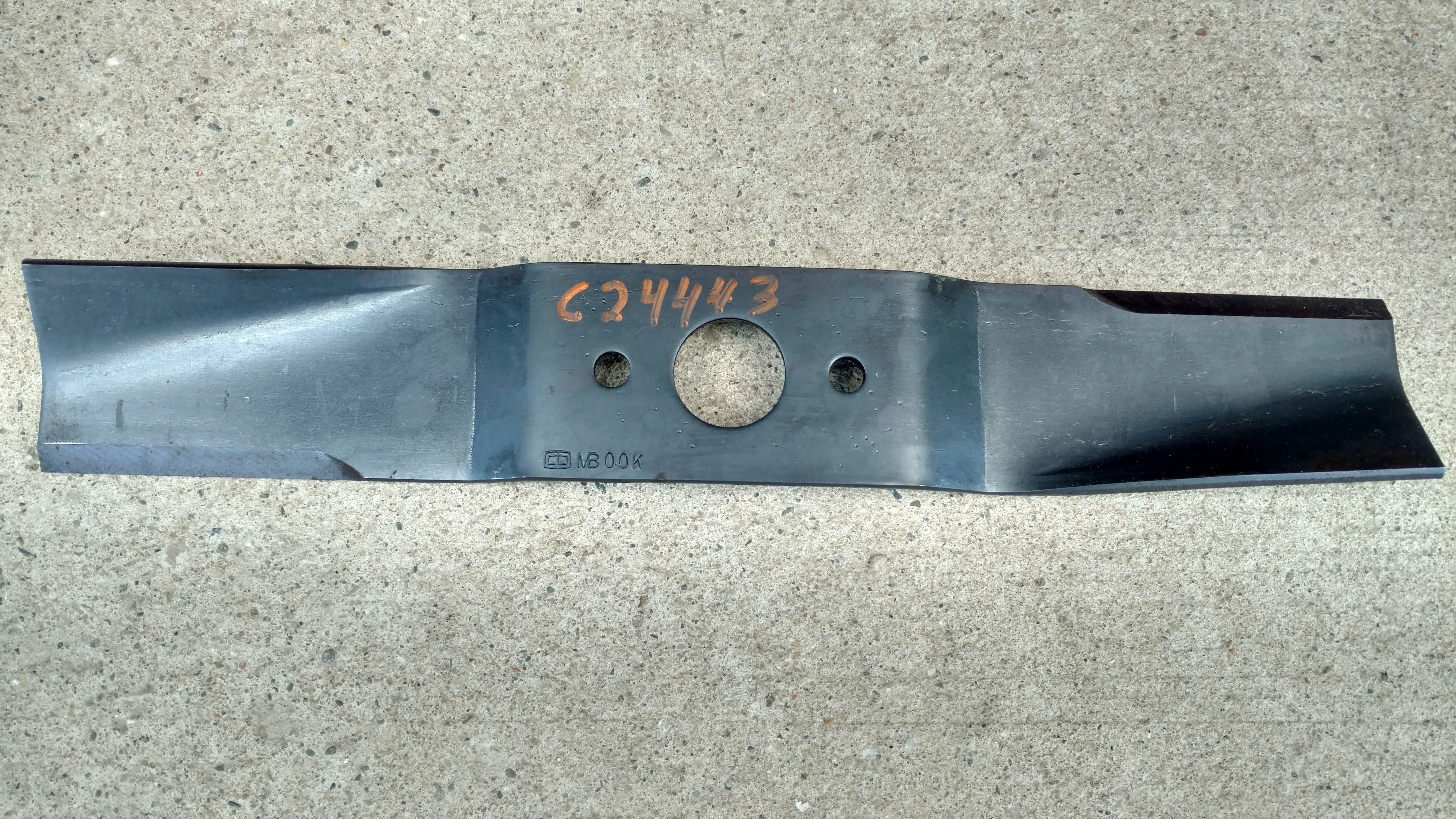 C24443 BLADE-MOWER 16