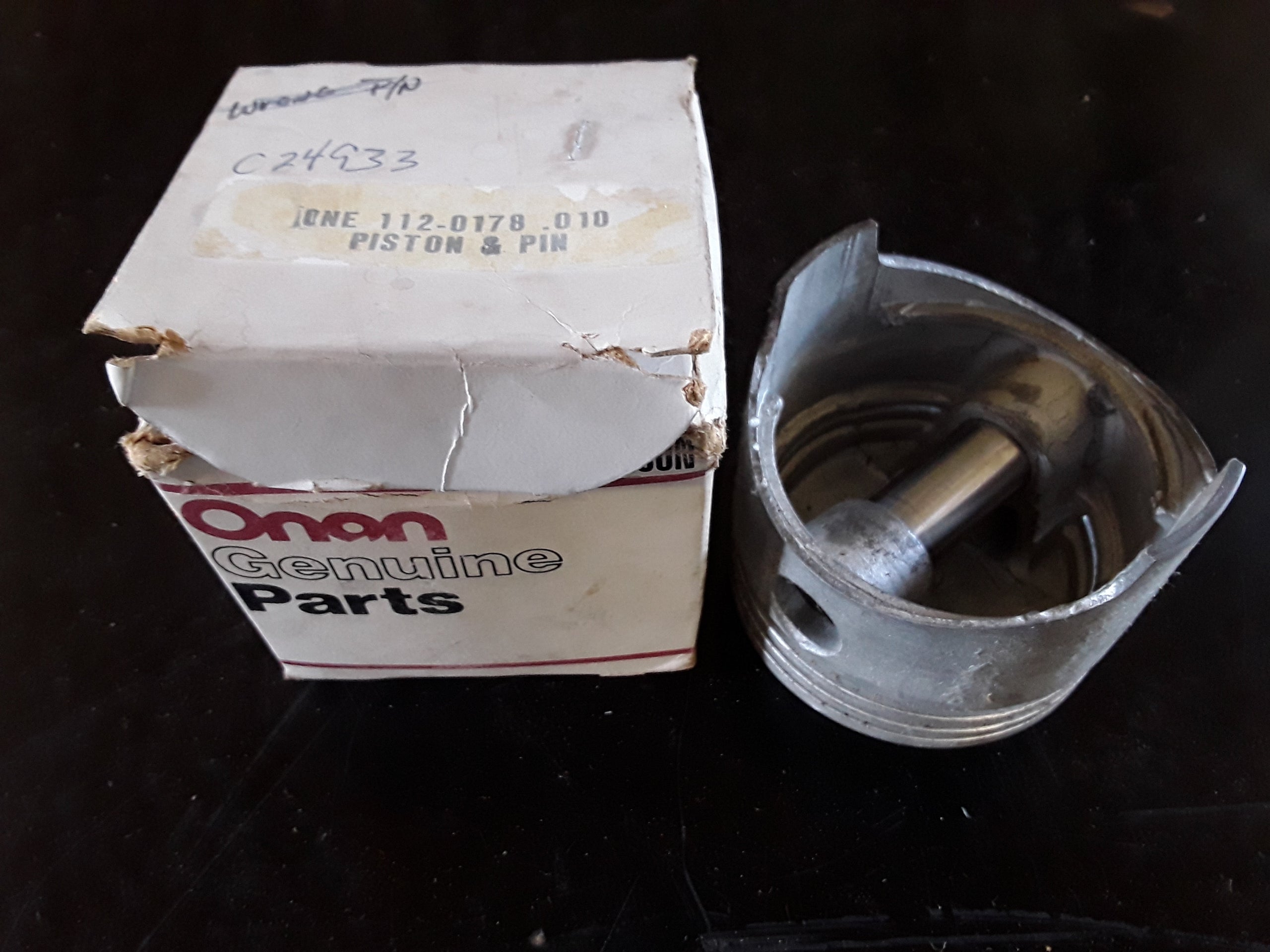 C24933 ONAN 112-0183-10 PISTON C40794 112-0264-01
