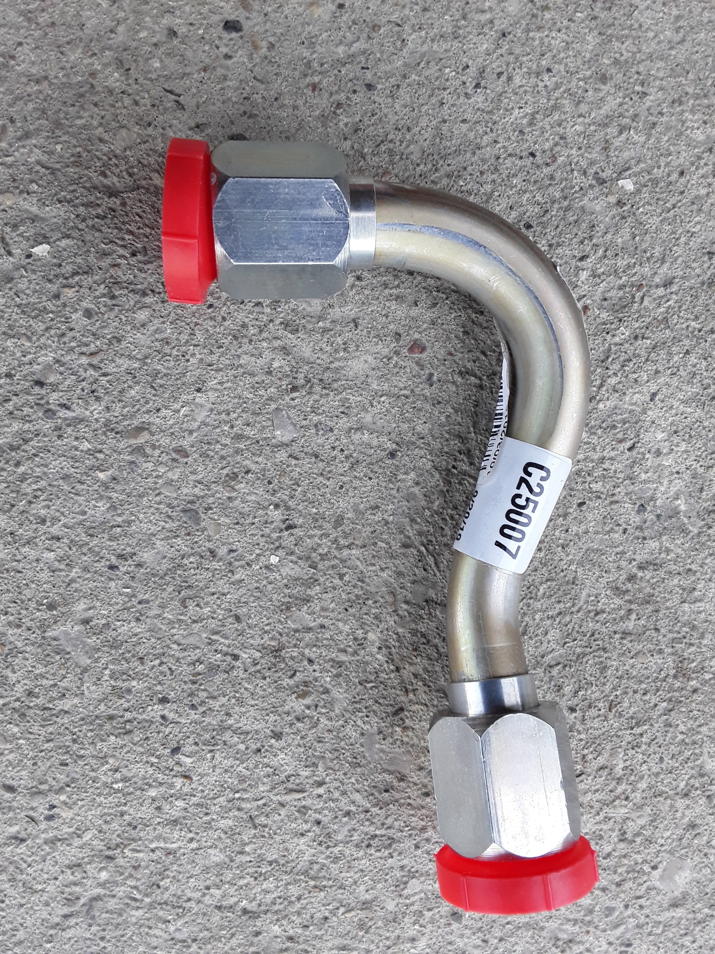 C25007 TUBE-HOLDING VALVE TO TRAVEL