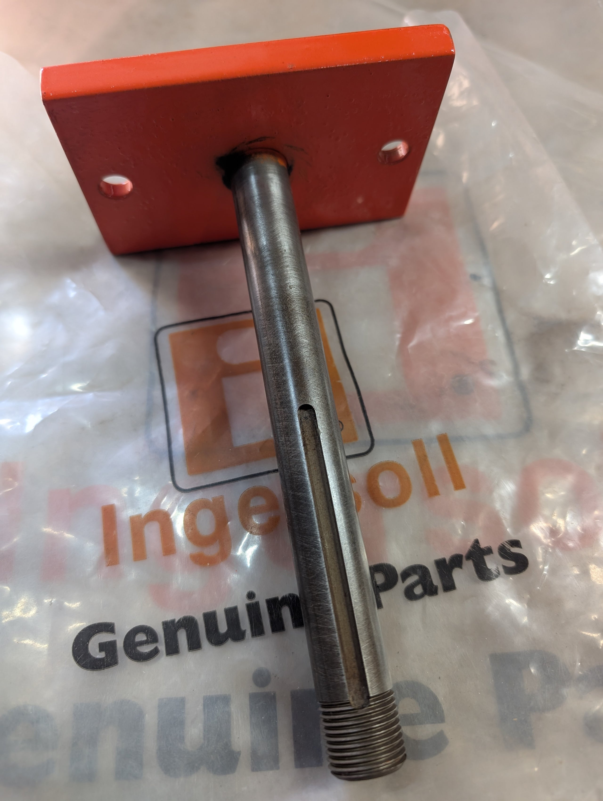 C25627 SPINDLE - CENTER 60
