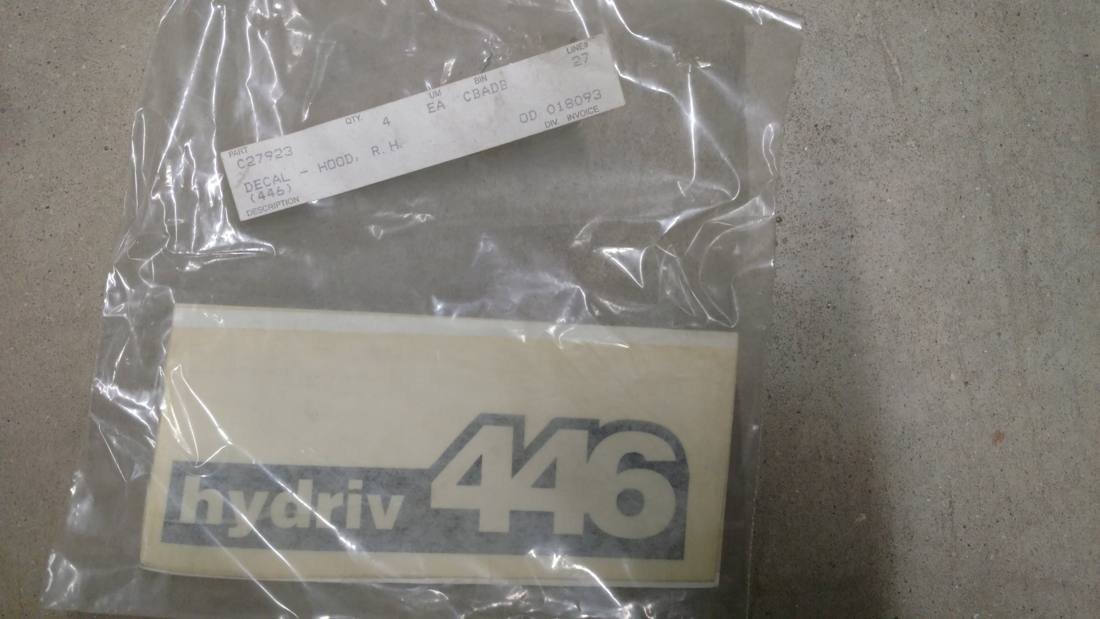 C27923 DECAL - HOOD RH 446
