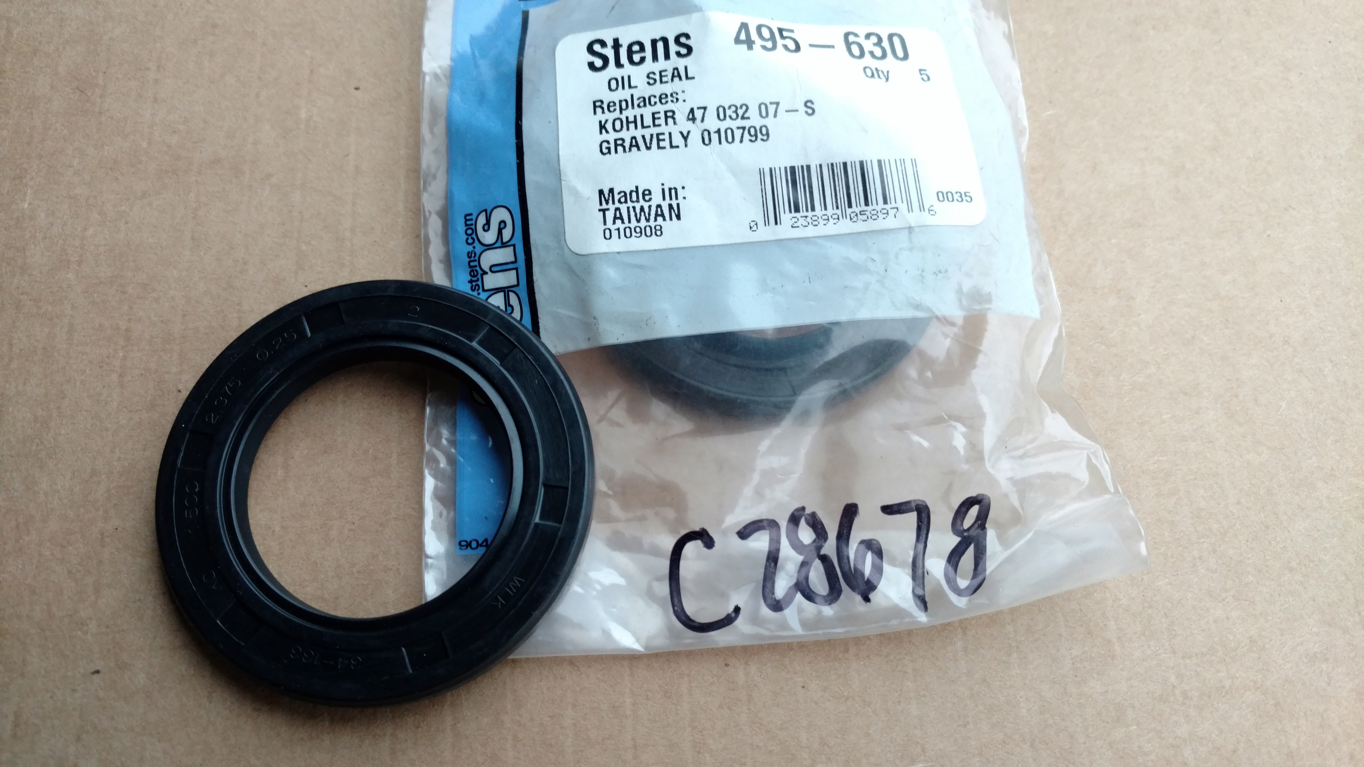 C28678 SEAL - OIL ; CRANKSHAFT; REAR 4703207 R16287