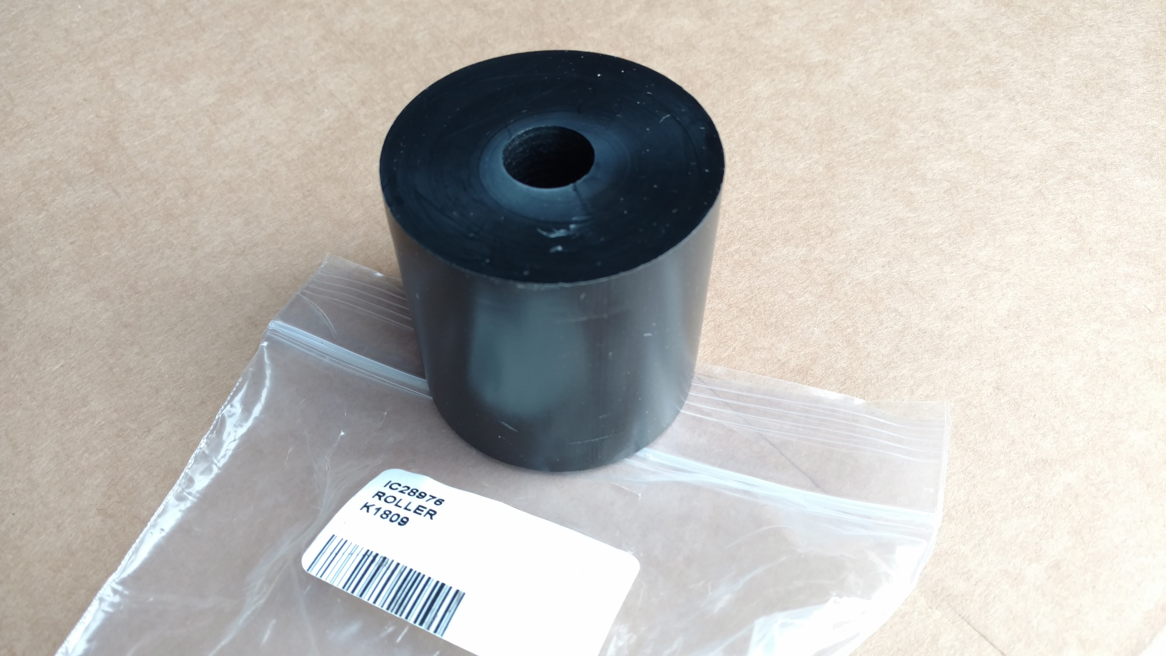 C28976 ROLLER 2.5 DIA x 2.41