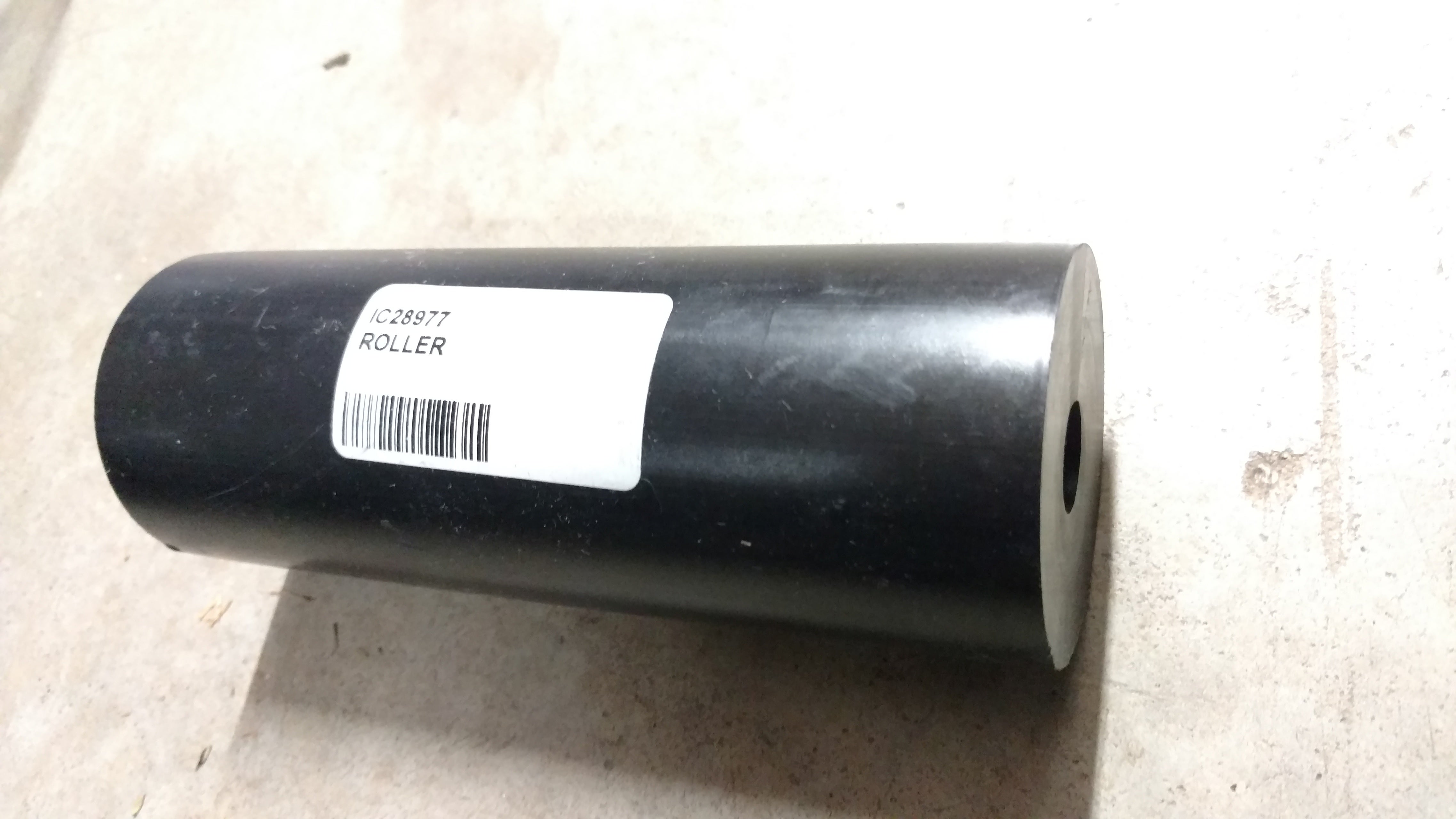 C28977 ROLLER ANTI SCALP A70524