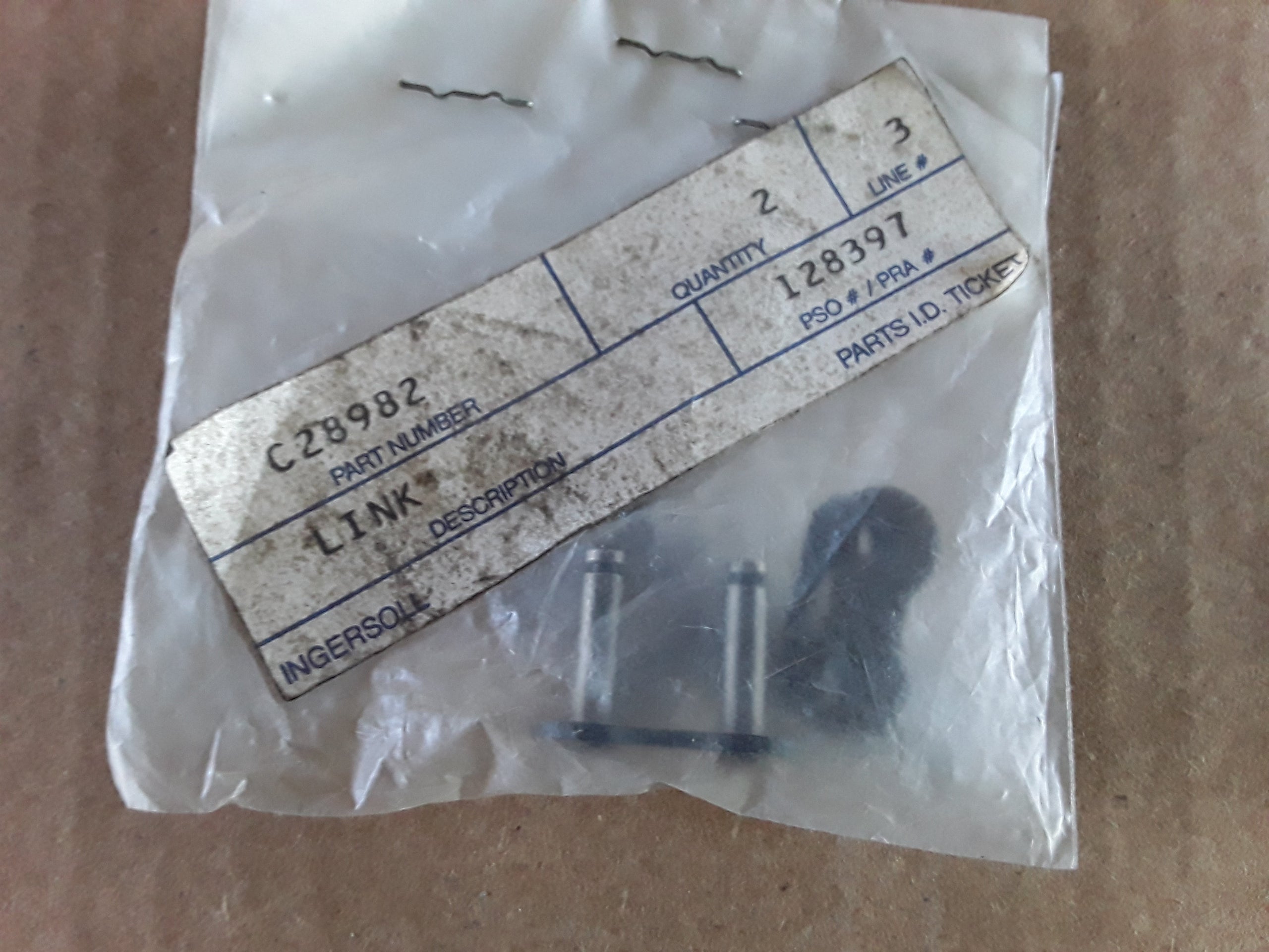C28982 CONNECTOR LINK #40 CHAIN