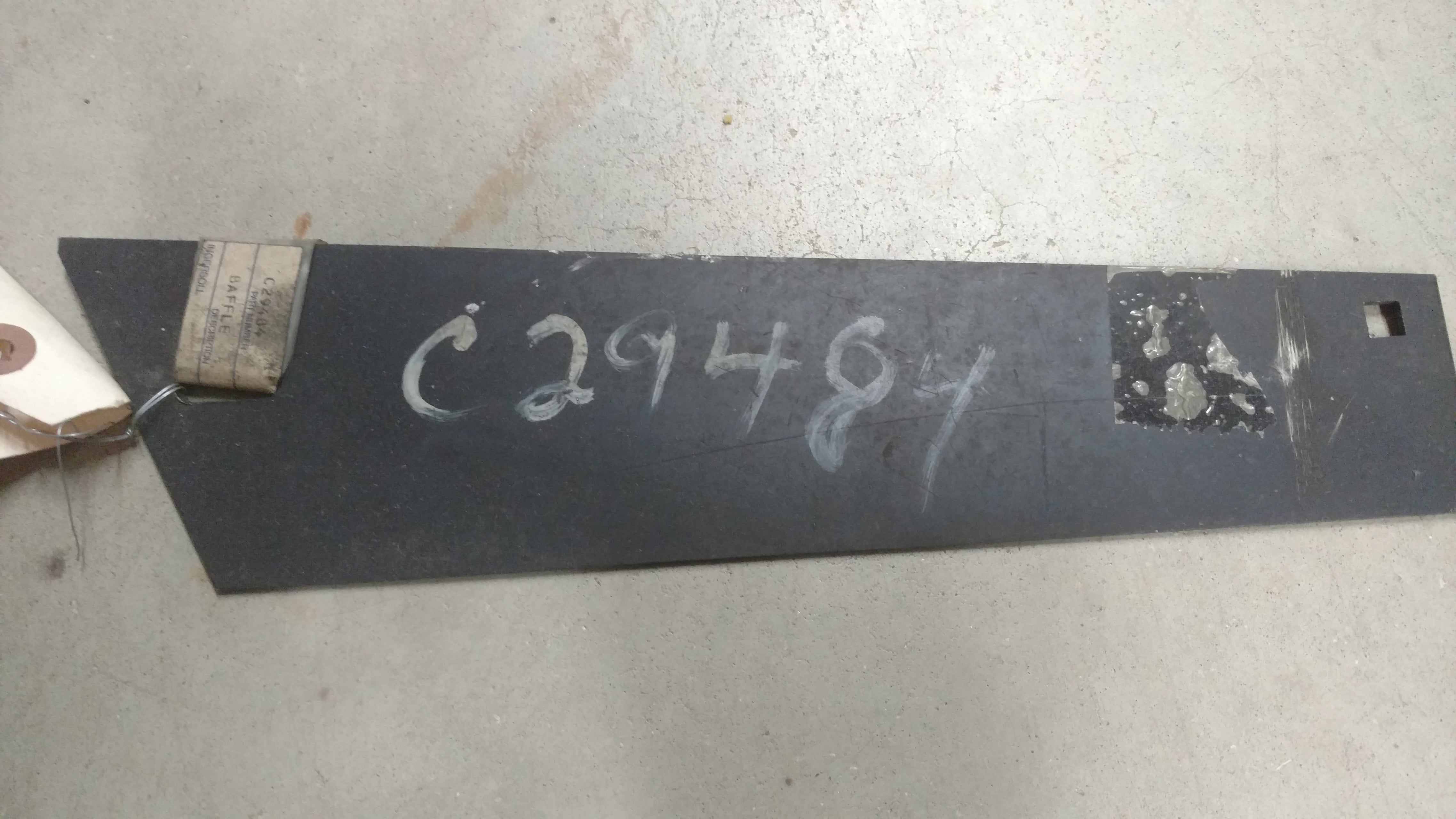 C29484 BAFFLE - RH (80 Series)