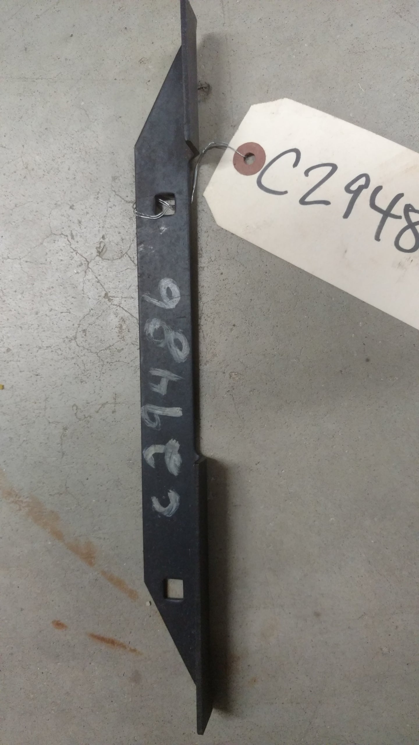 C29486 BAFFLE - CHUTE (80 Series)