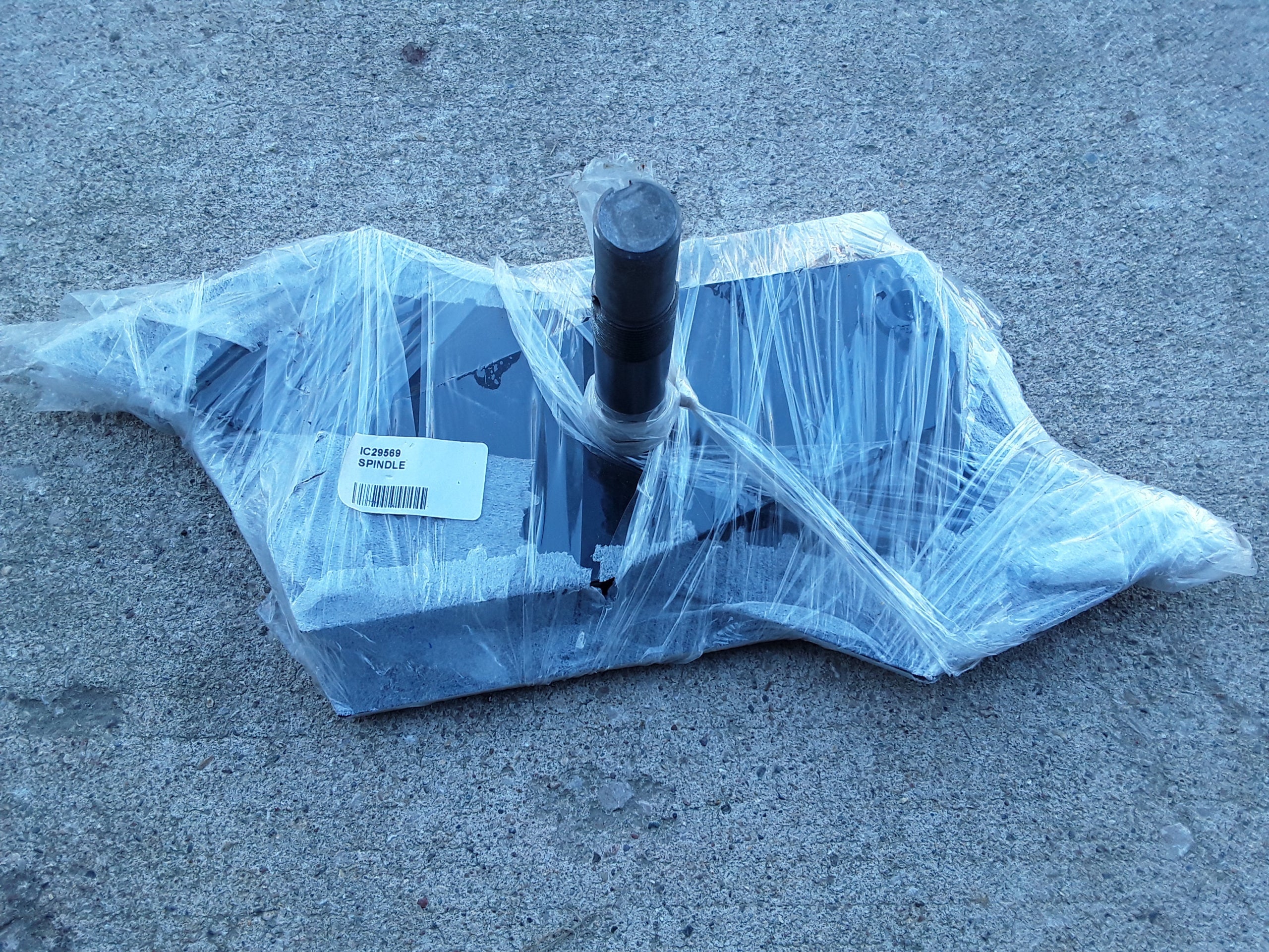 C29569 HYDRA CUTTER SPINDLE (A)