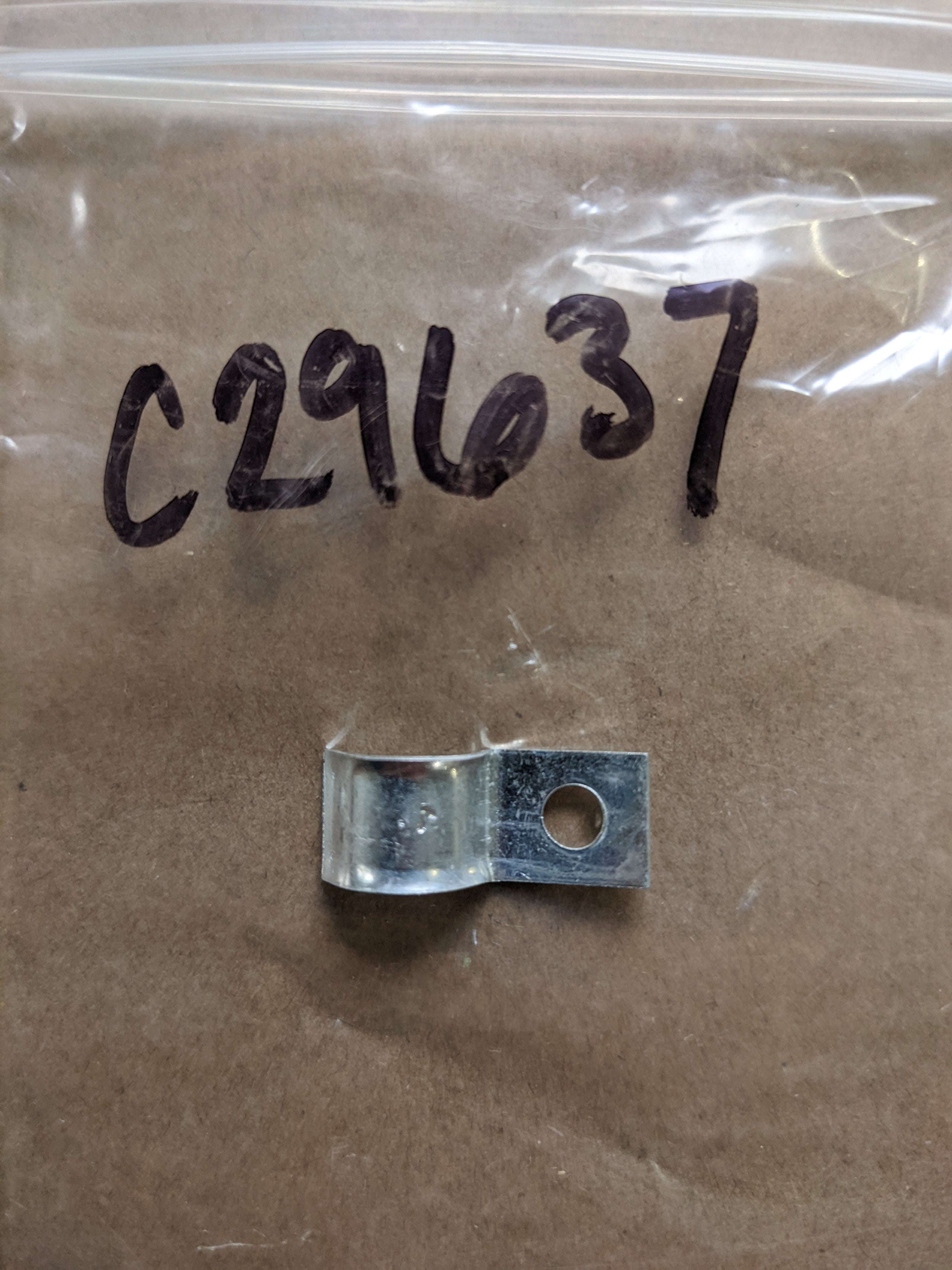 C29637 CLIP .38 HALF CLAMP