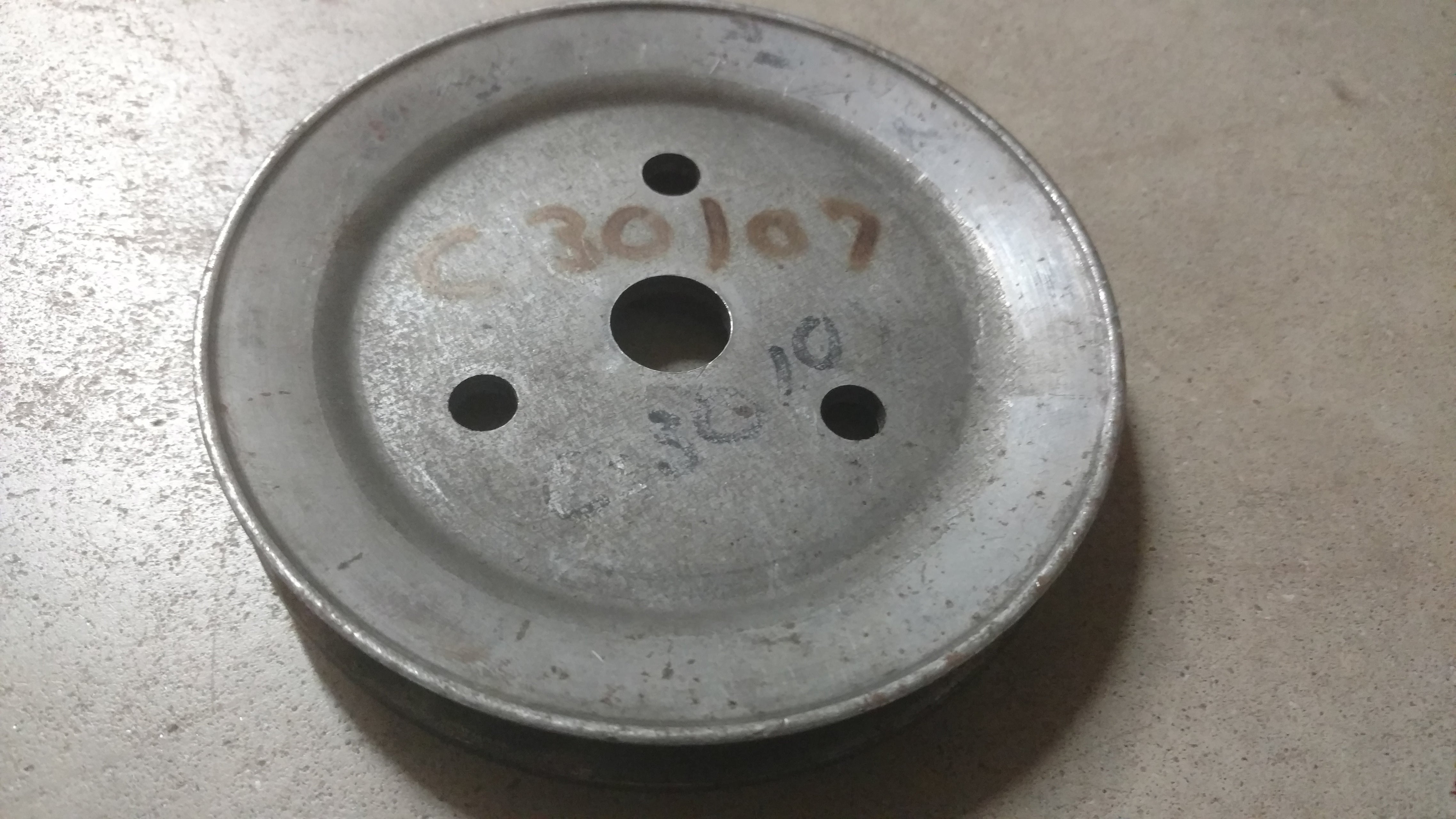C30107 PULLEY- V 