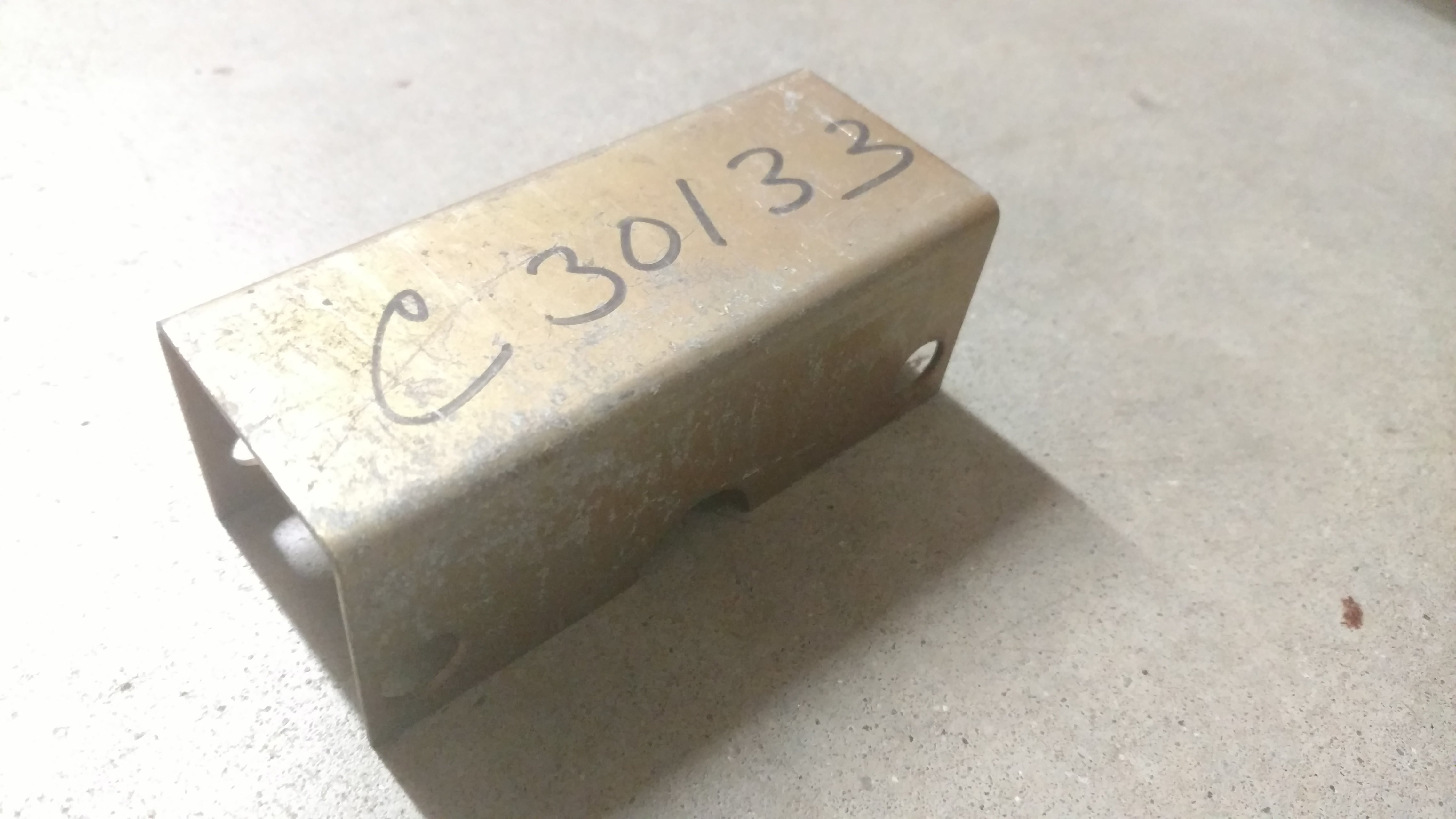 C30133 CARRIER LOCATOR C31678