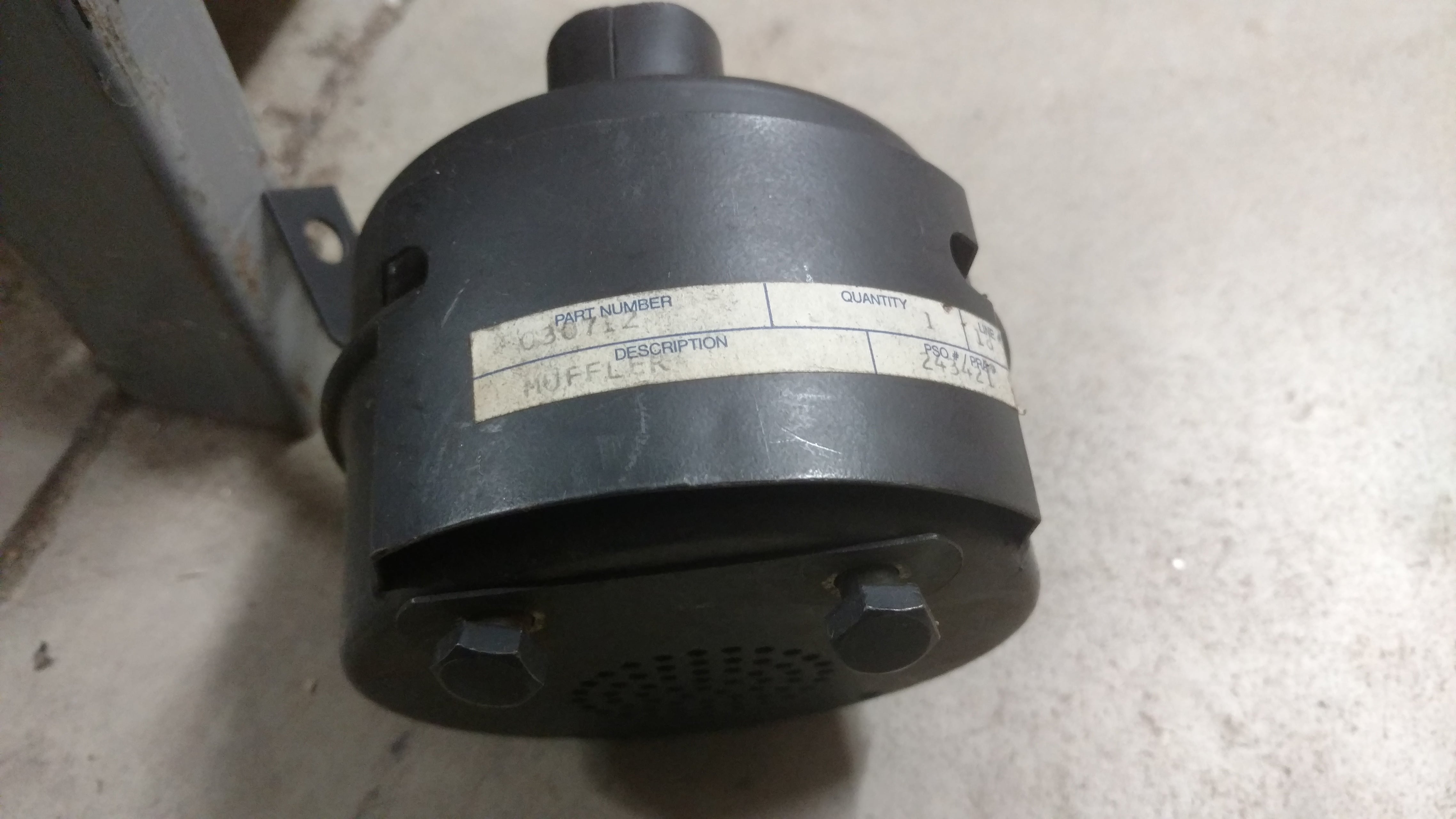 C30712 Muffler - SERVICE