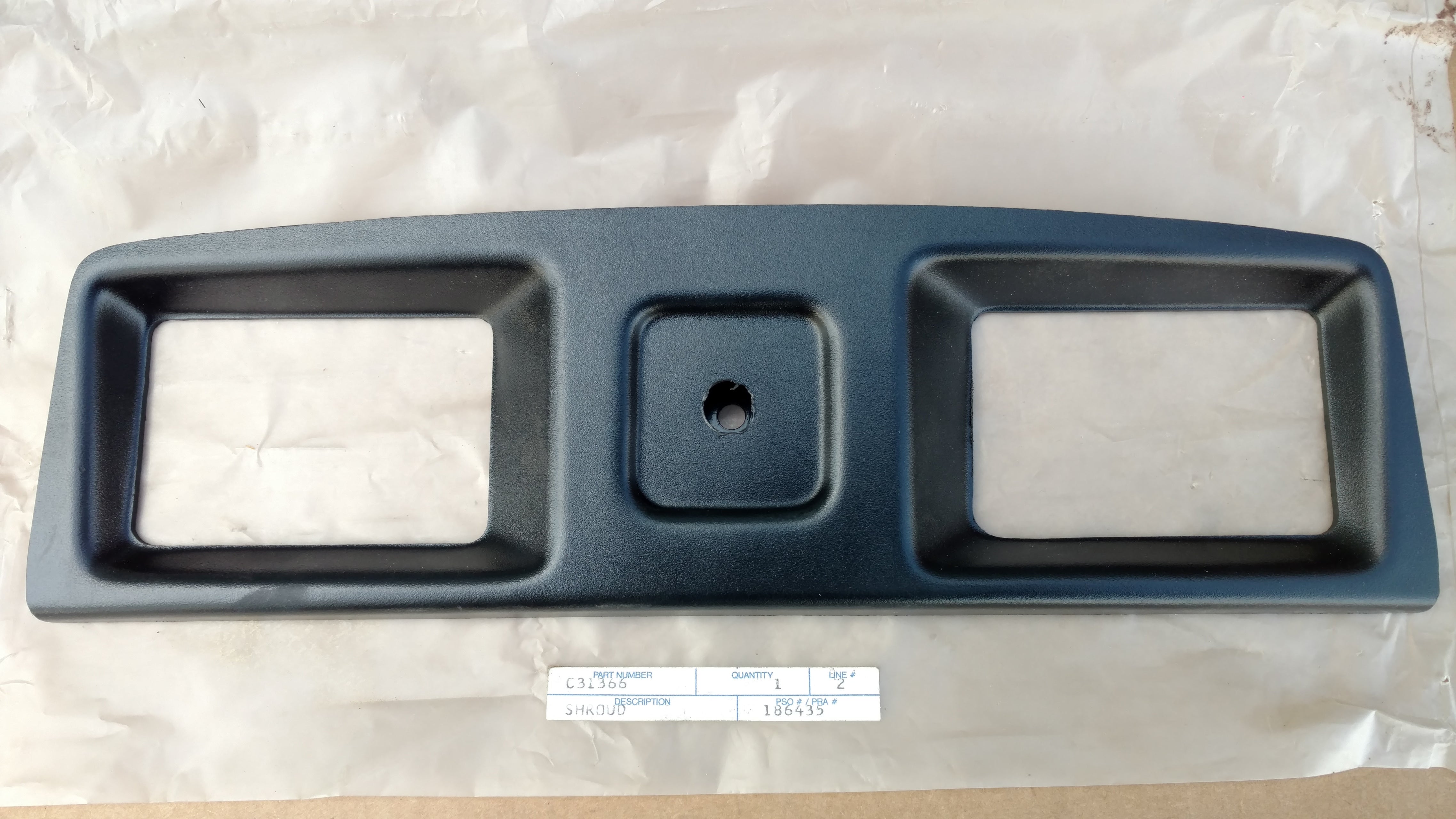 C31366 SHROUD - HEADLIGHT