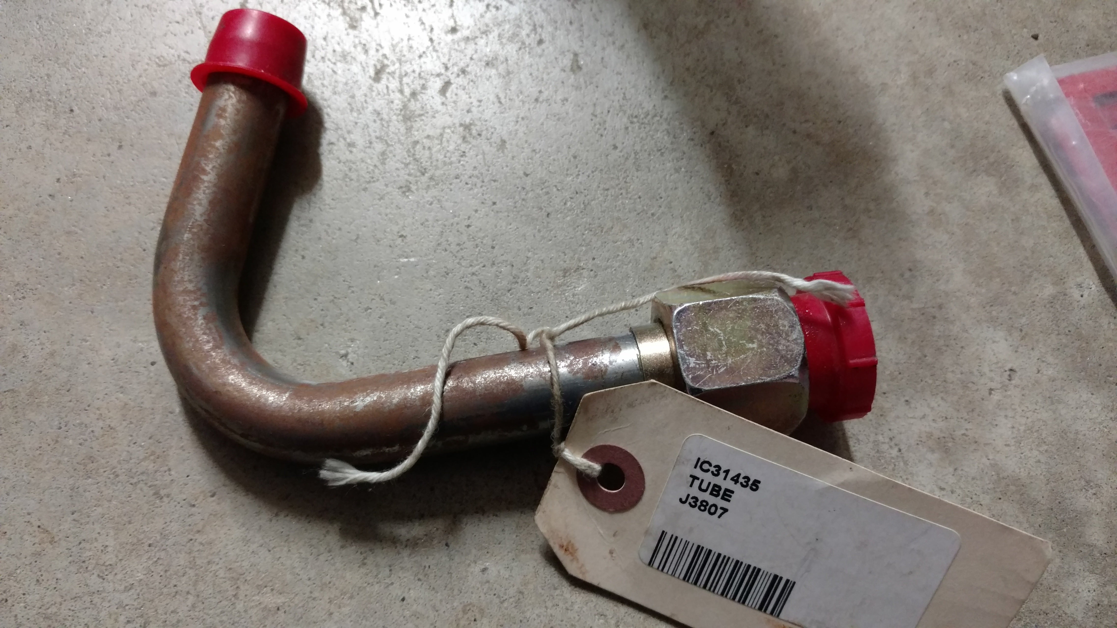 C31435 TUBE - VALVE TO HEAT EXCHANGER