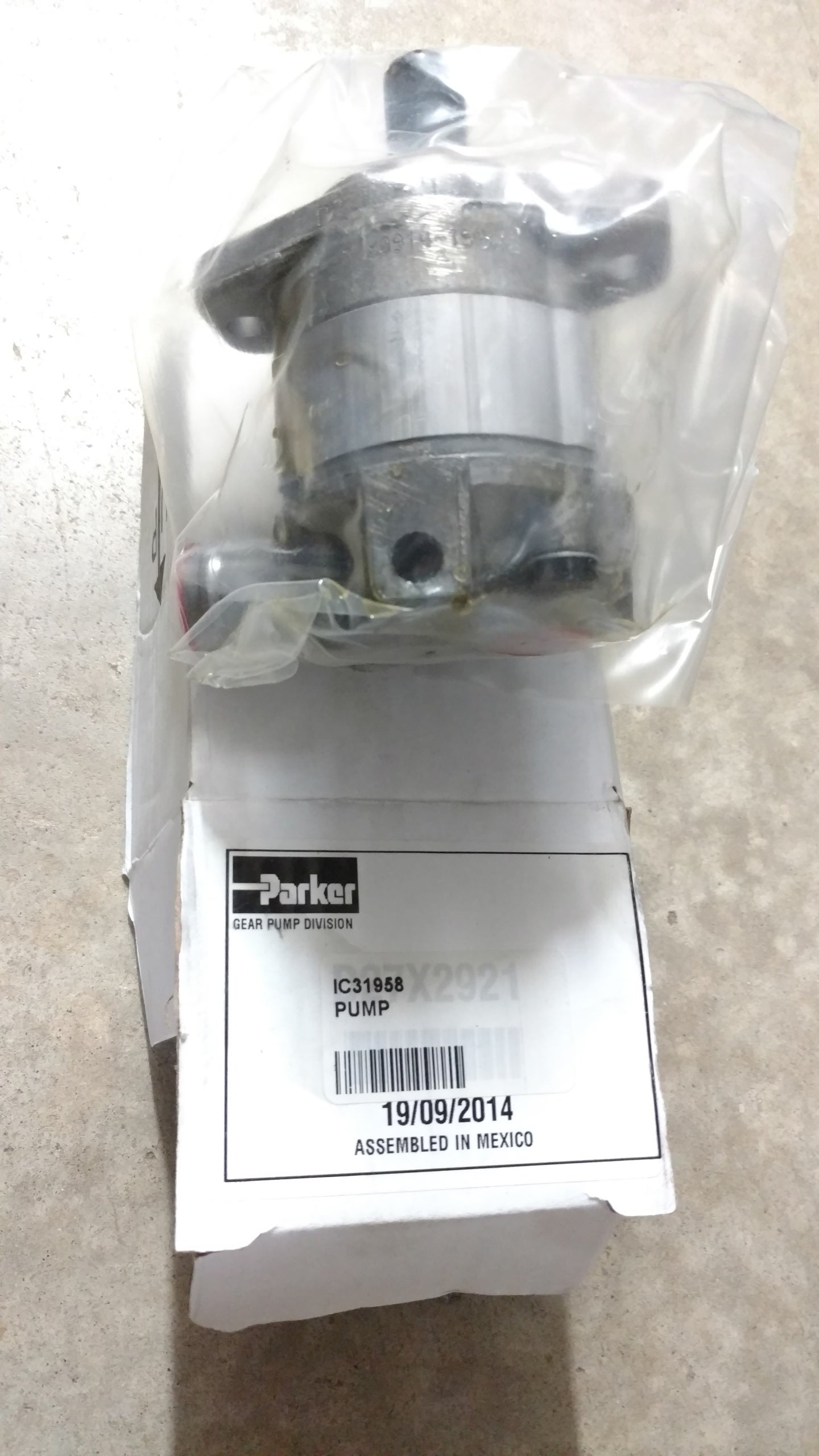 C31958 HYDRAULIC PUMP C31429 D27X2921