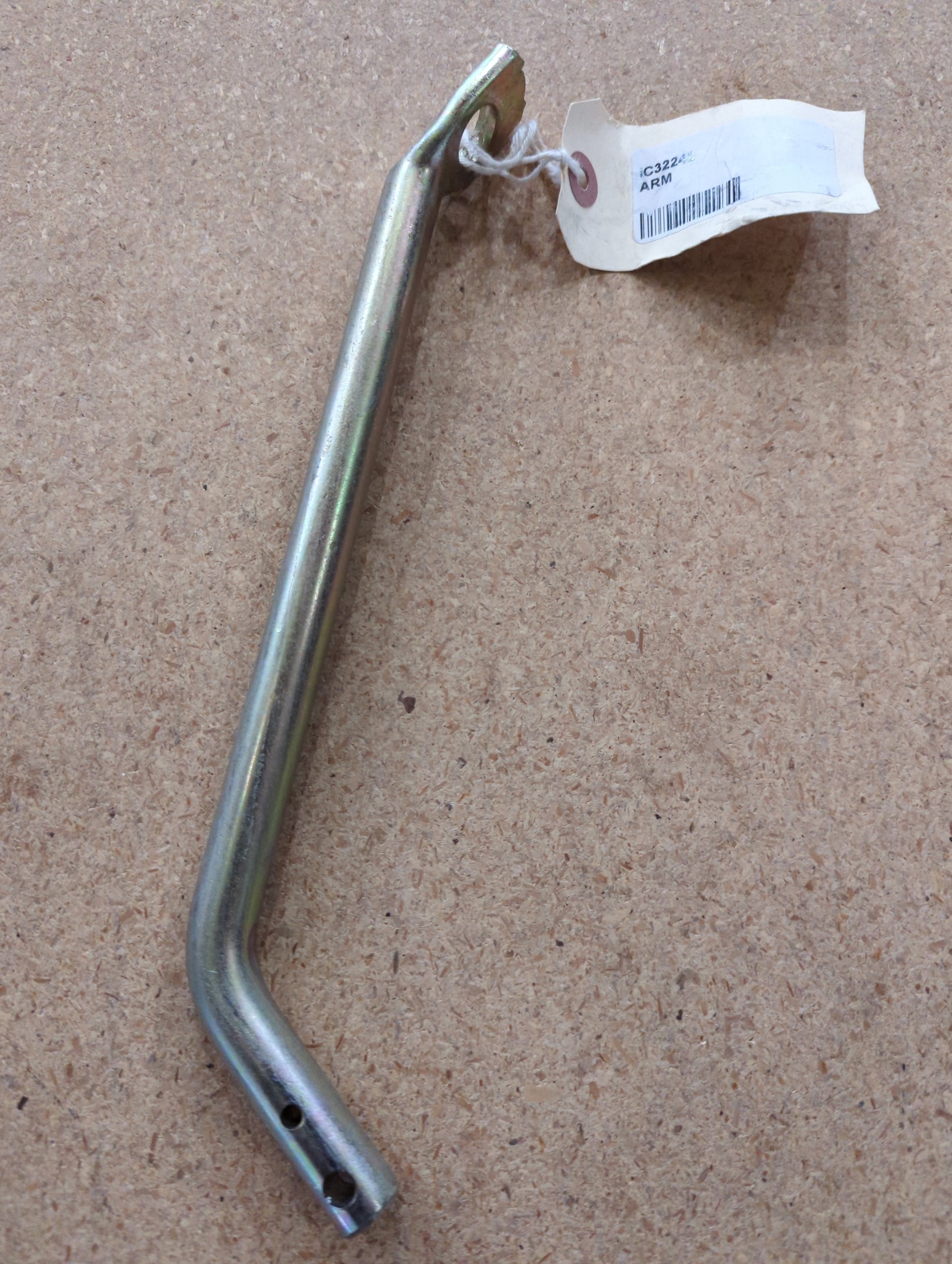 C32242 ARM - STABILIZER (HH34)