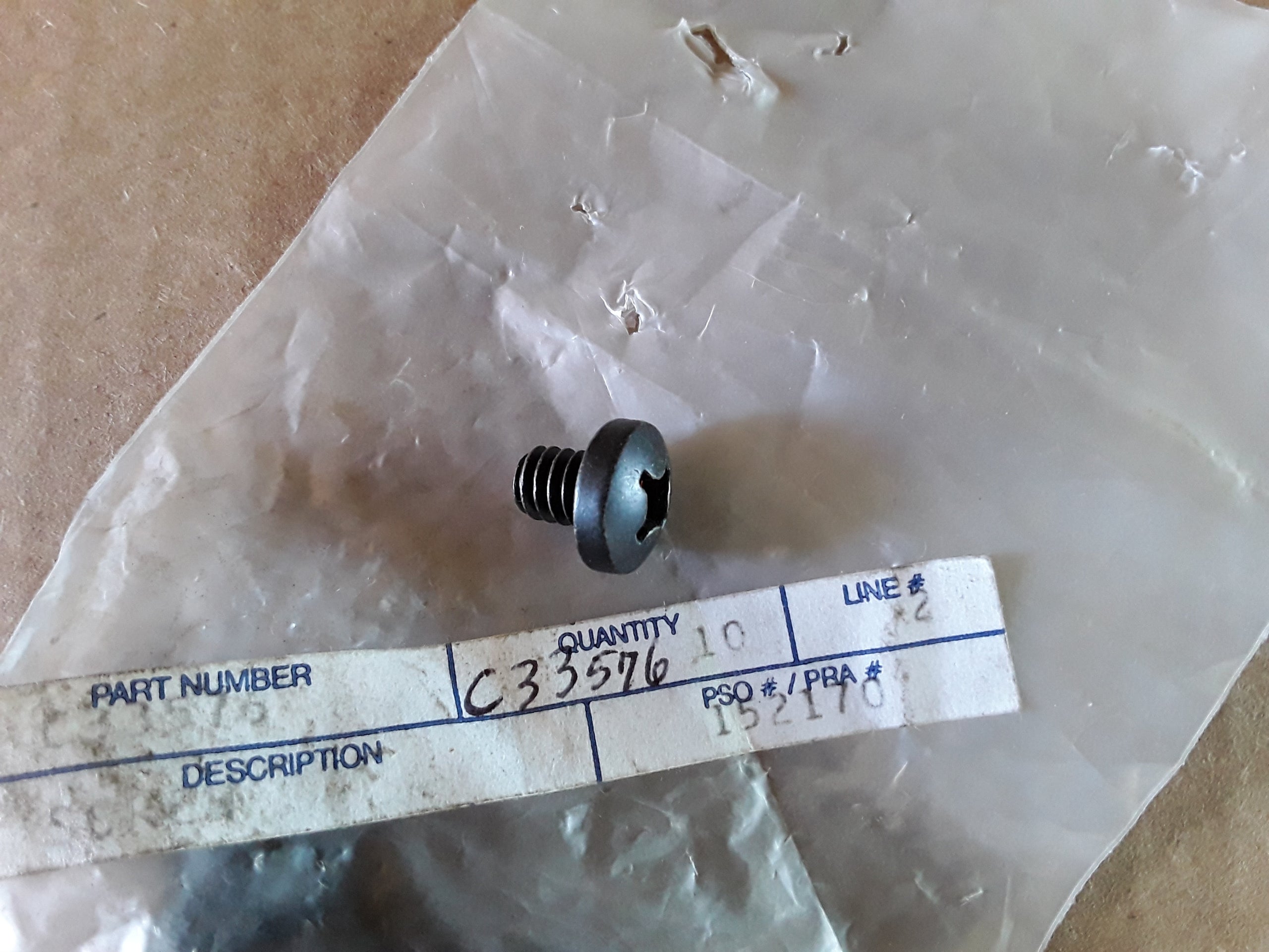 C33576 SCREW 1/4-20x5/16 PAN HD PH BLK