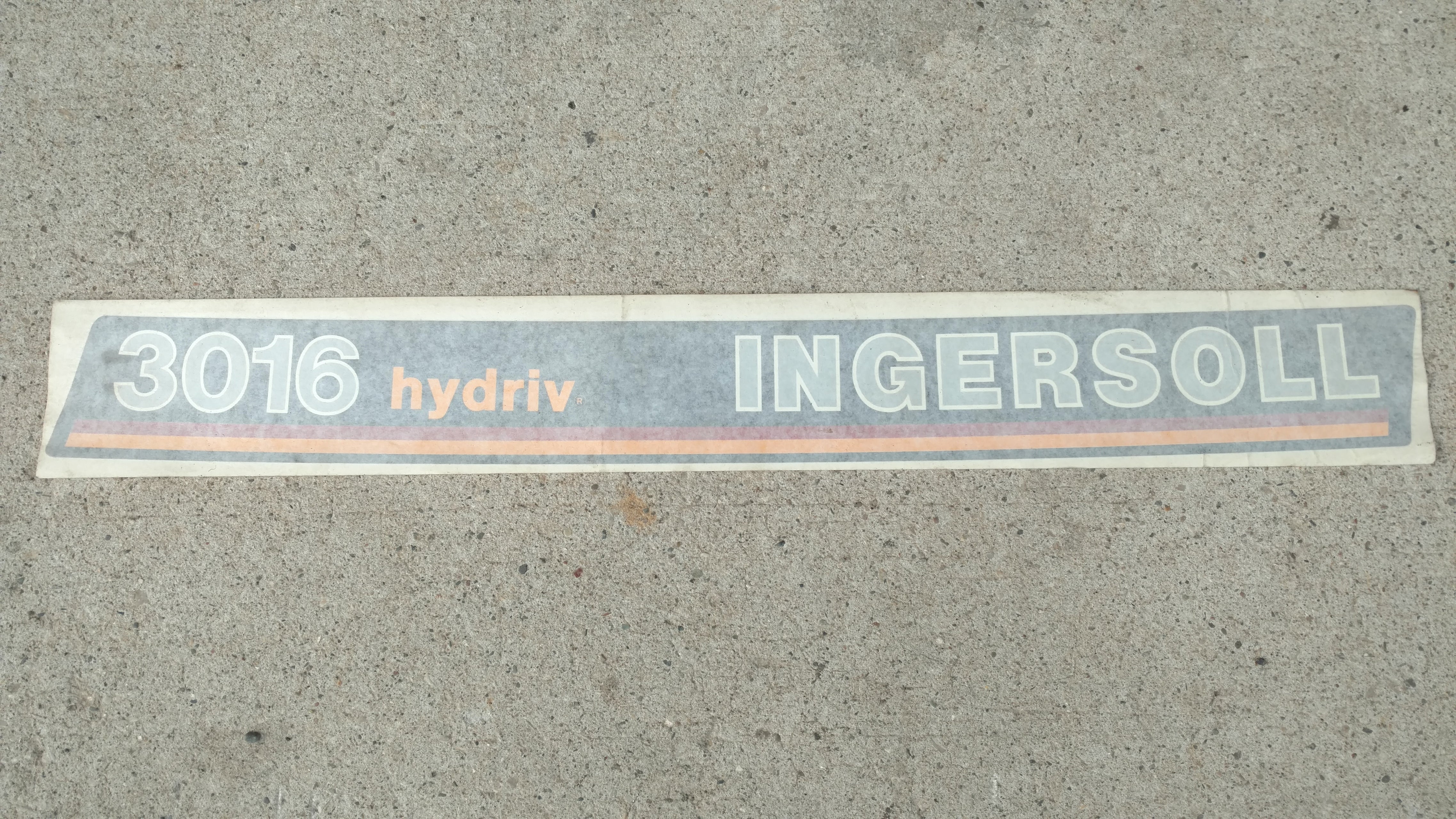 C36923 DECAL - HOOD R.H. 3016