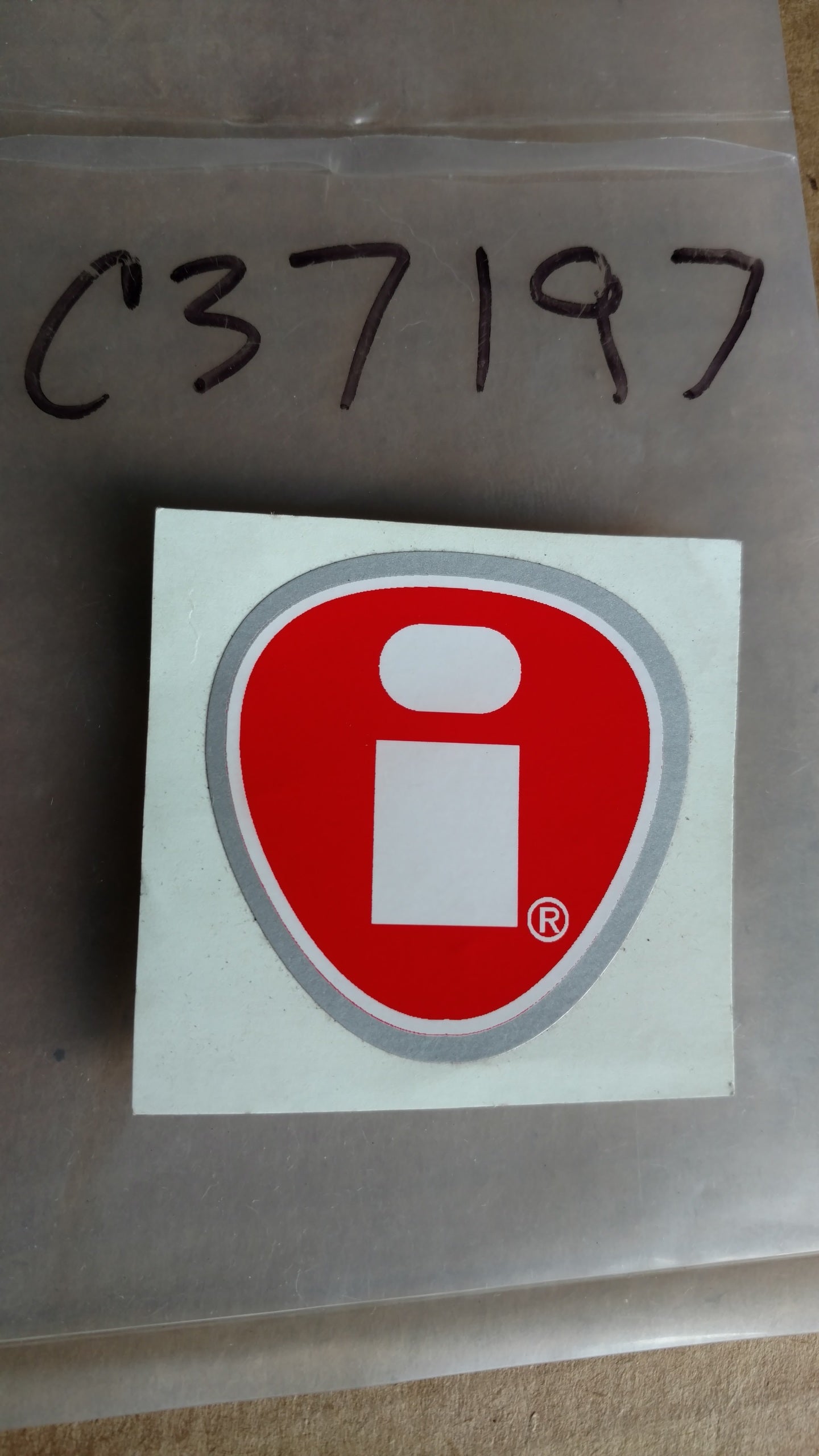 C37197 DECAL - STEERING WHEEL