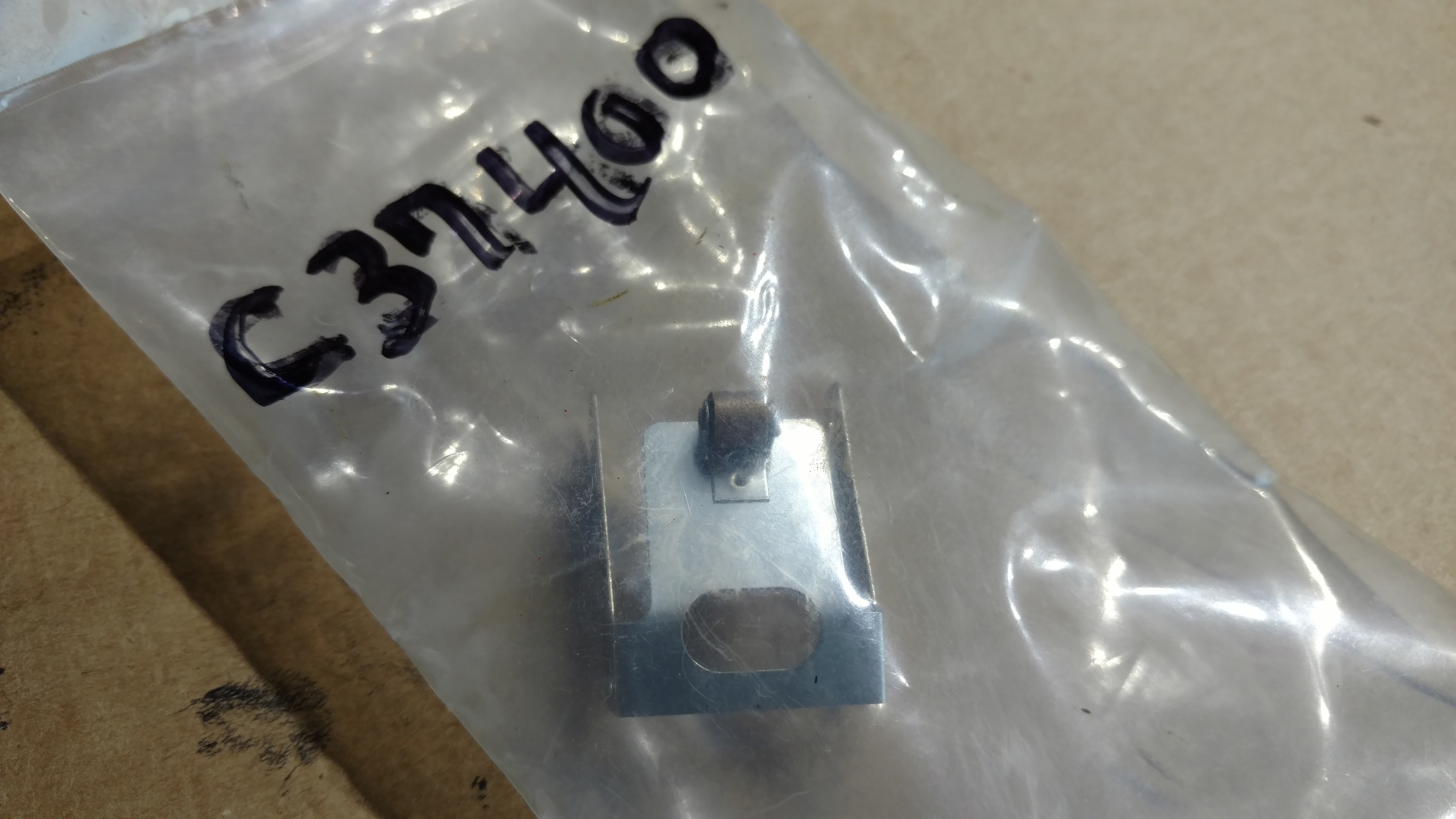 C37400  ACTUATOR - SWITCH (HP34)