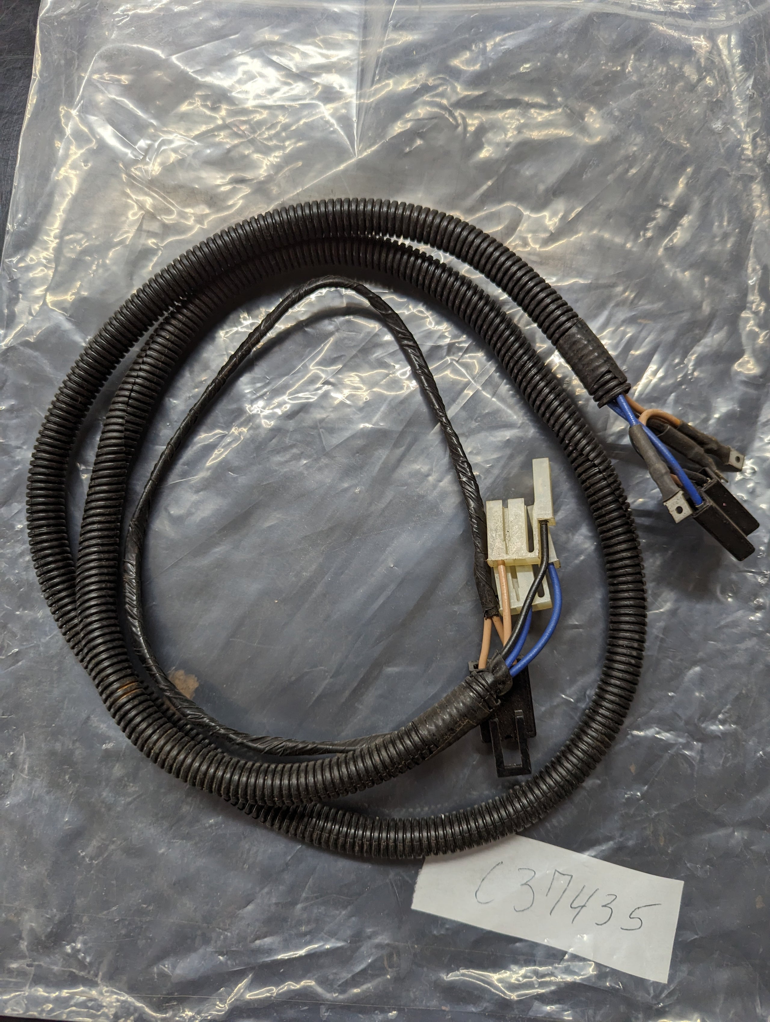 C37435 WIRE HARNESS (VANGUARD PTO)
