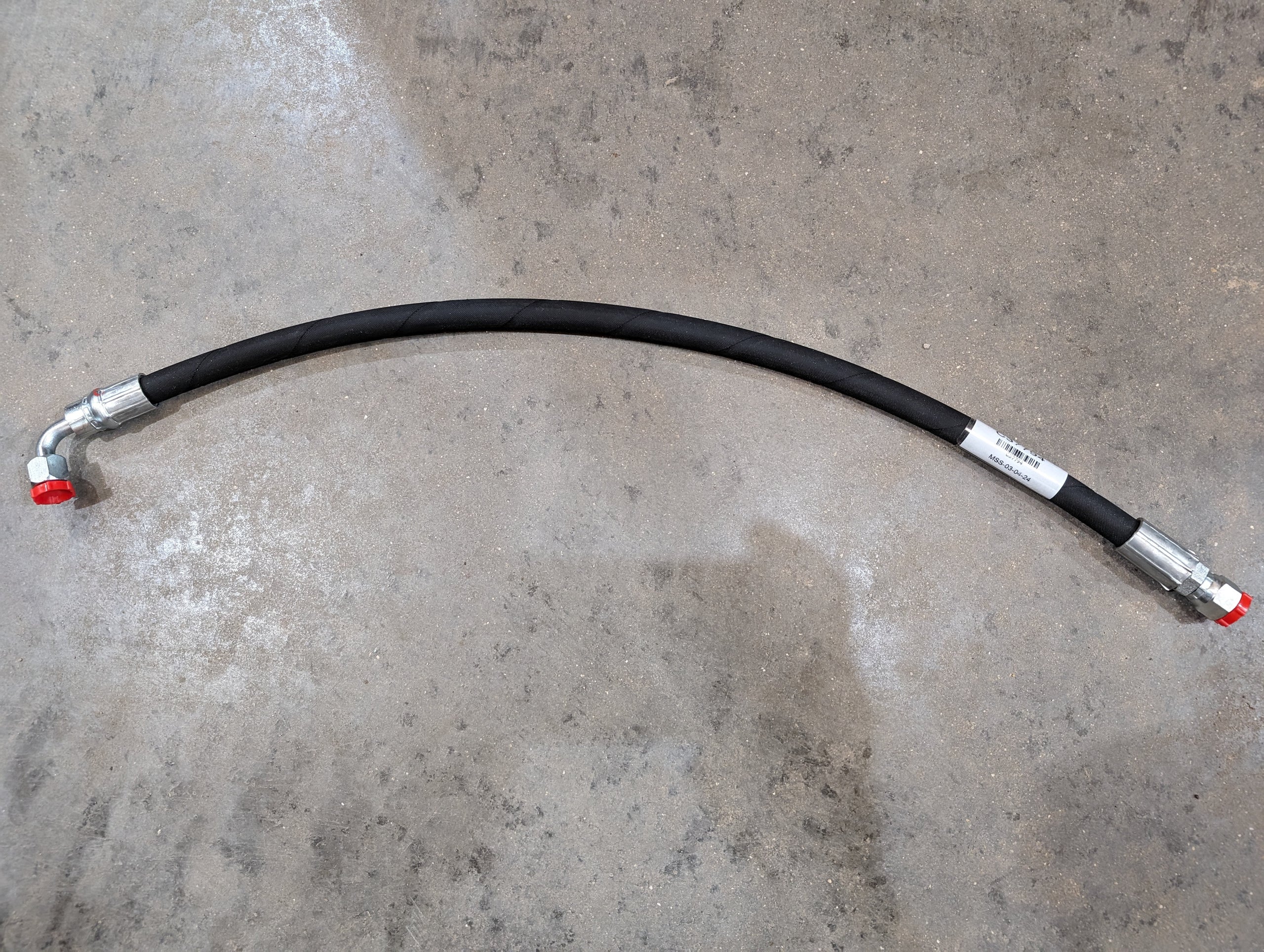 C37794 ( replaces G9008103 ) HOSE (ASSY) HYD 3/8.92 X 26