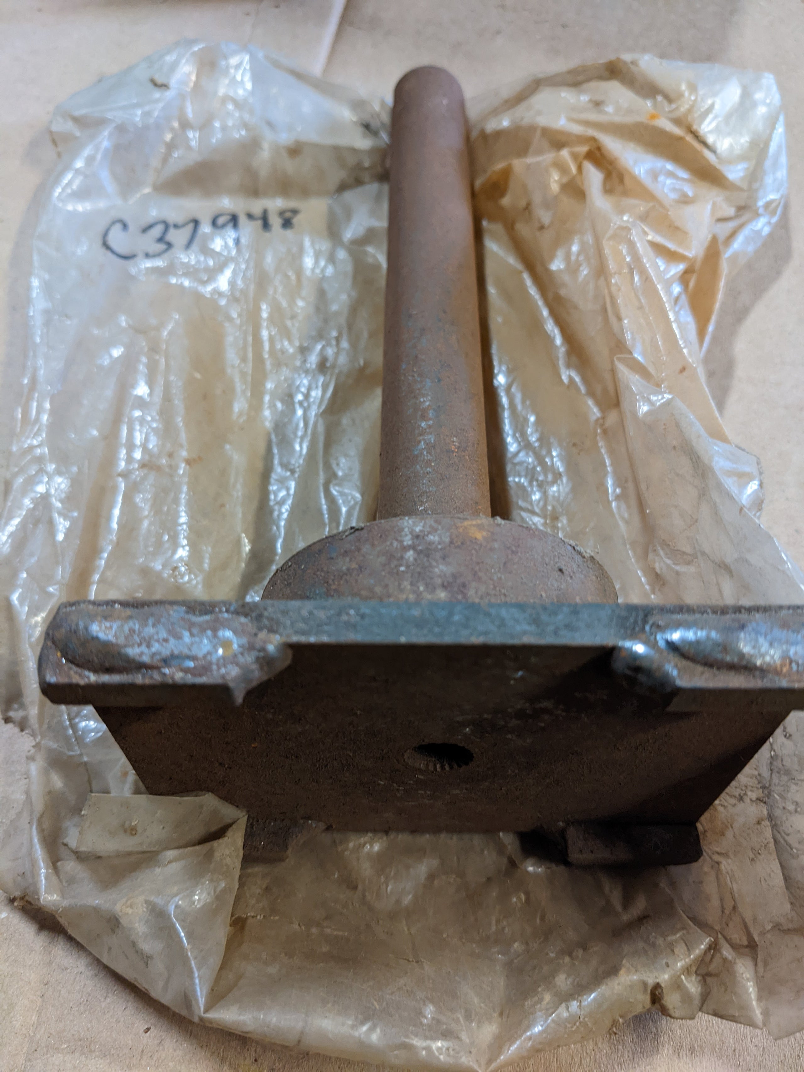 C37948 ( replaces G3000040 ) SPINDLE SHAFT - LONG 62