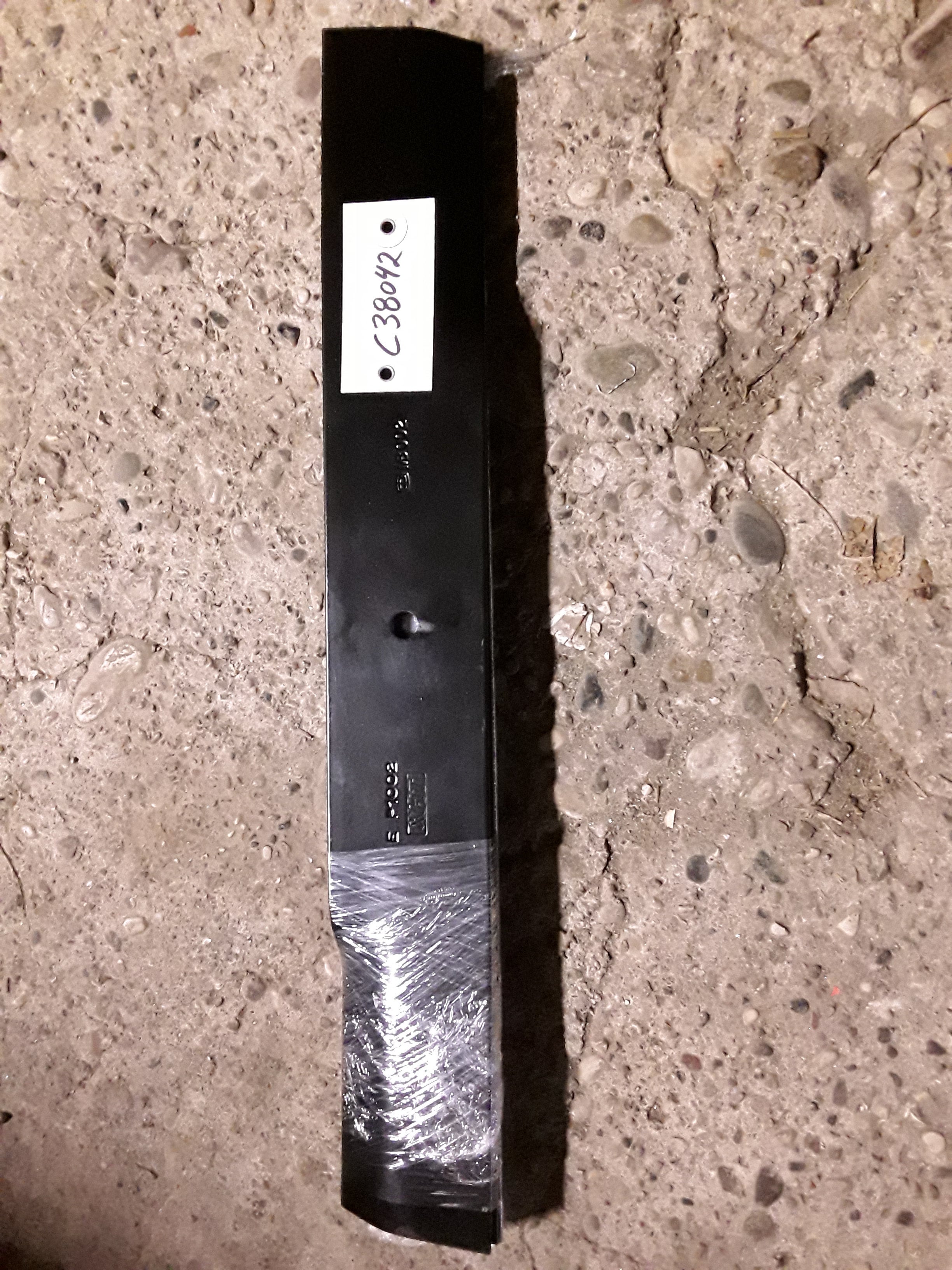 C38042 ( replaces G9005528 ) BLADE G1250/G1800 3=52