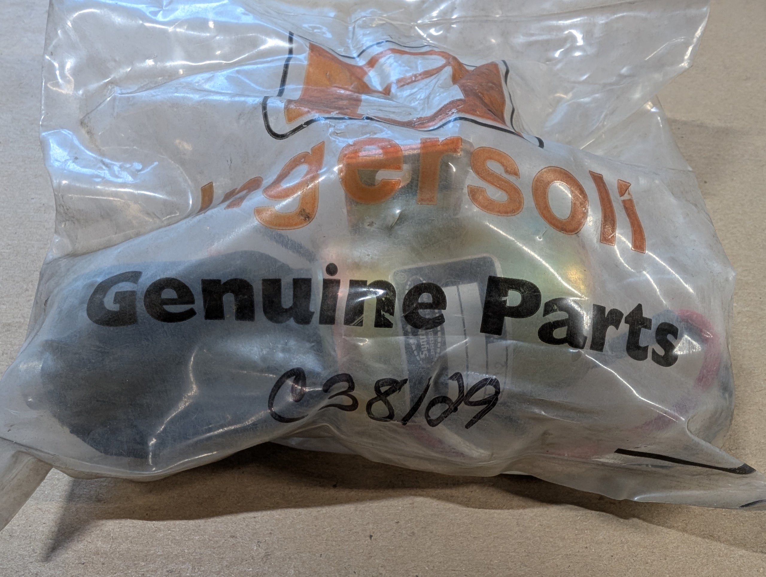 C38129 ( replaces G9002045 ) FUEL SHUTOFF SOLENOID