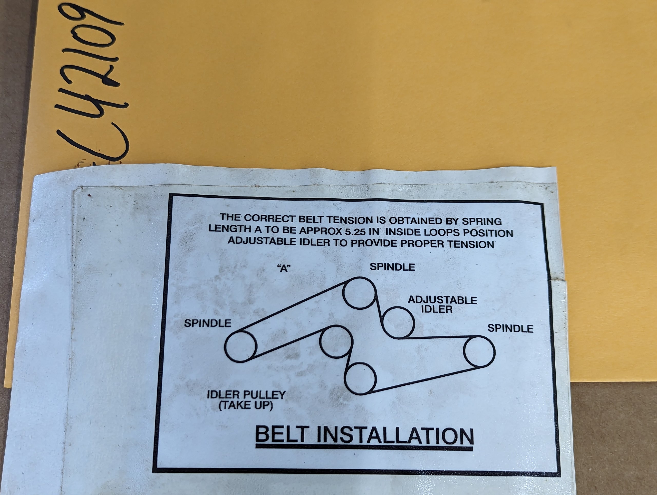 C42109 DECAL - MOWER DRIVE BELT