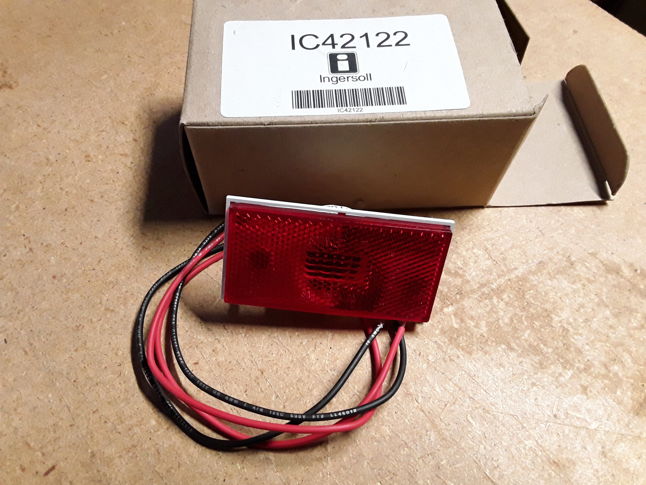 C42122 TAIL LIGHT ASSY. C37165