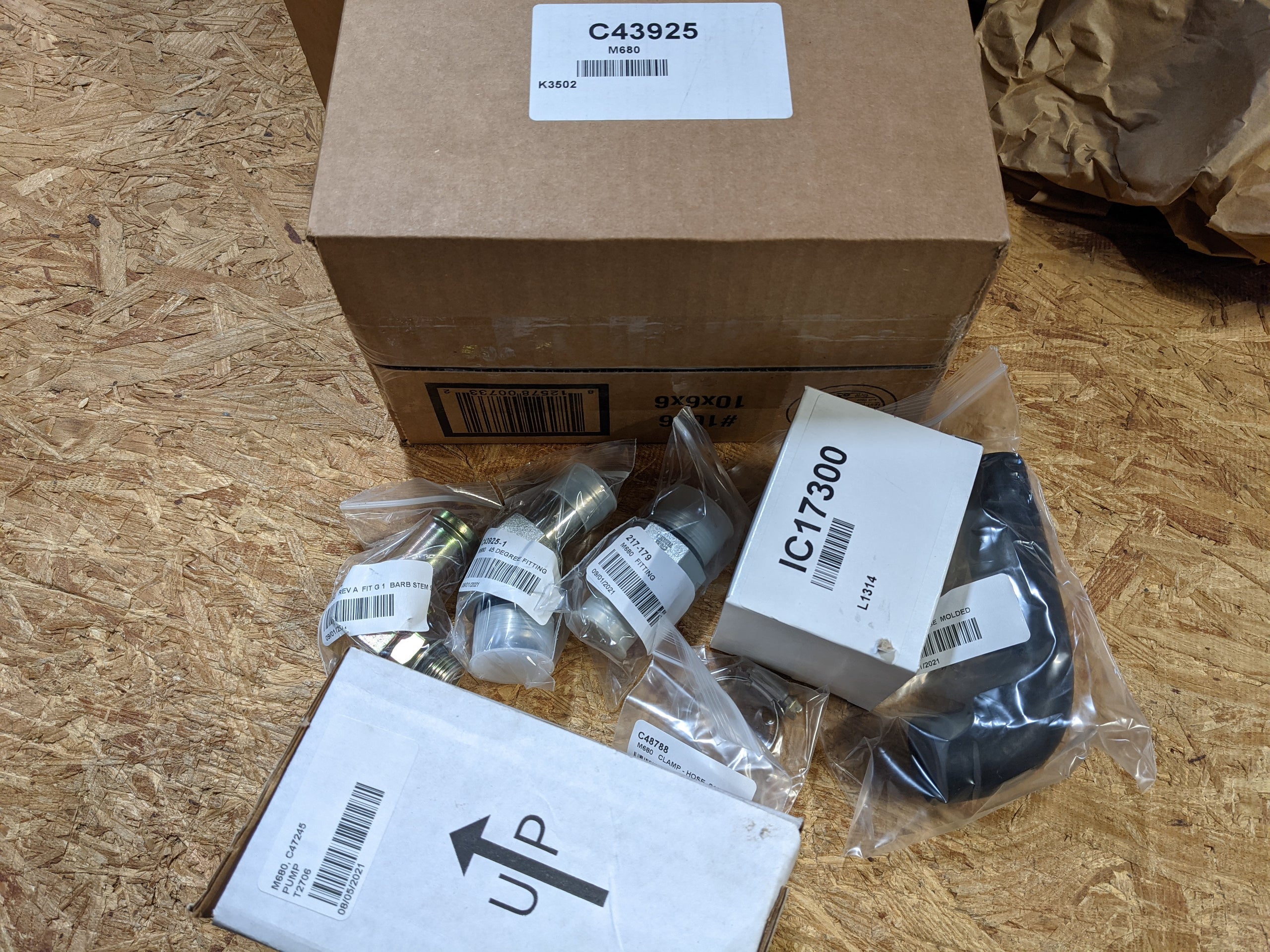 C43925 KIT - C19045 C19743 C20122 C25053 C28370 C43907 REPLACEMENT HYD PUMP (400/600 SERIES)