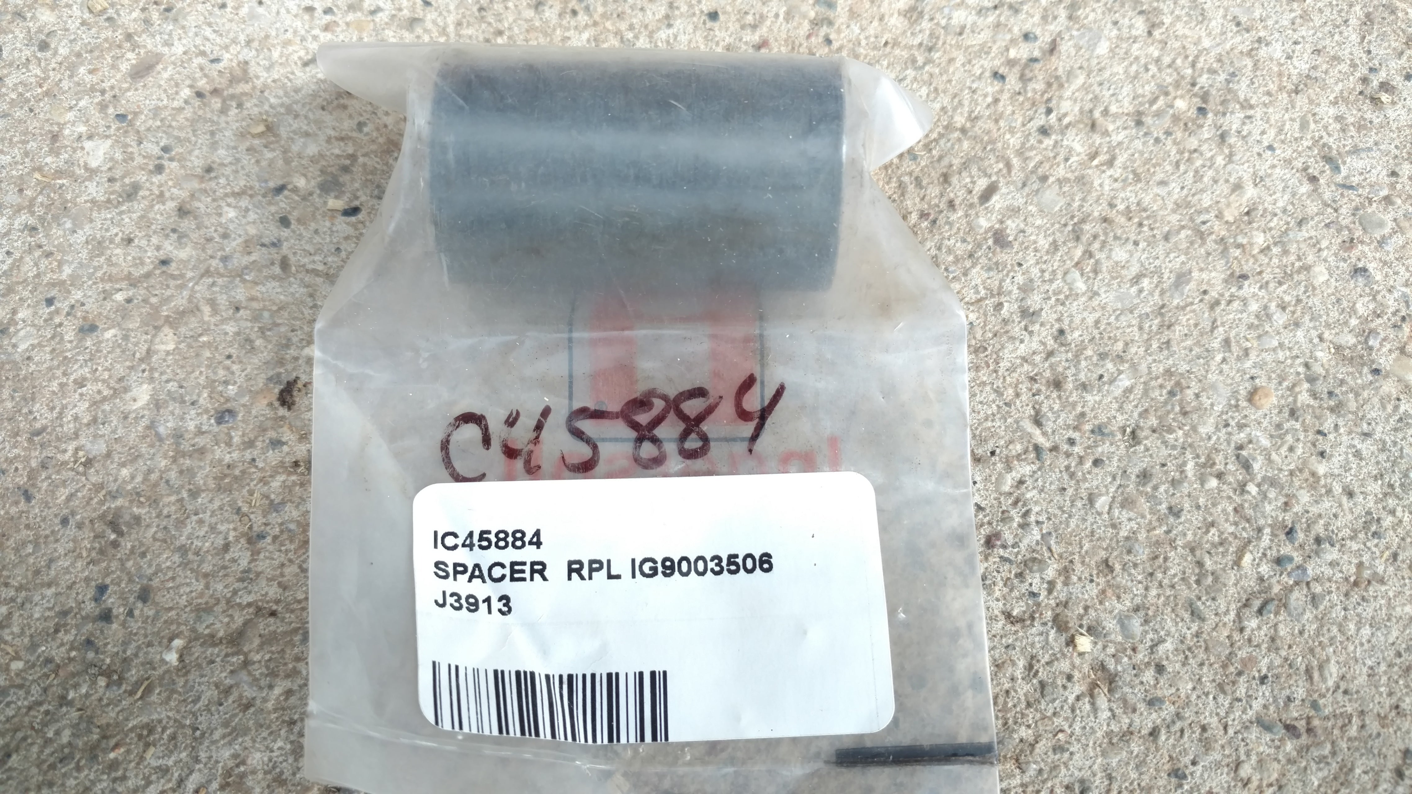 C45884 SPACER - SPINDLE SHORT .885 X 1 G9003506