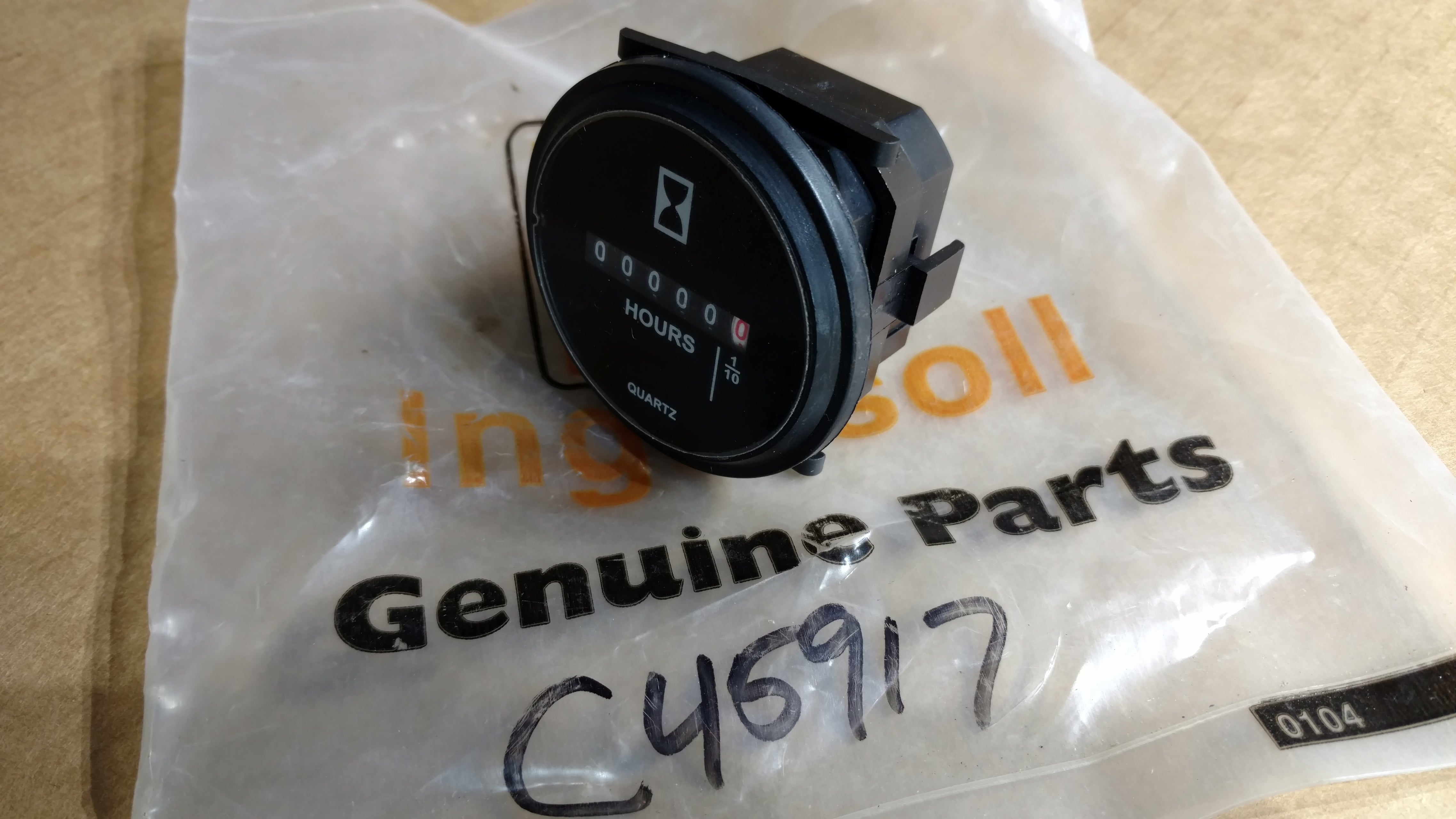 C45917 HOUR METER - WATERPROOF C31623