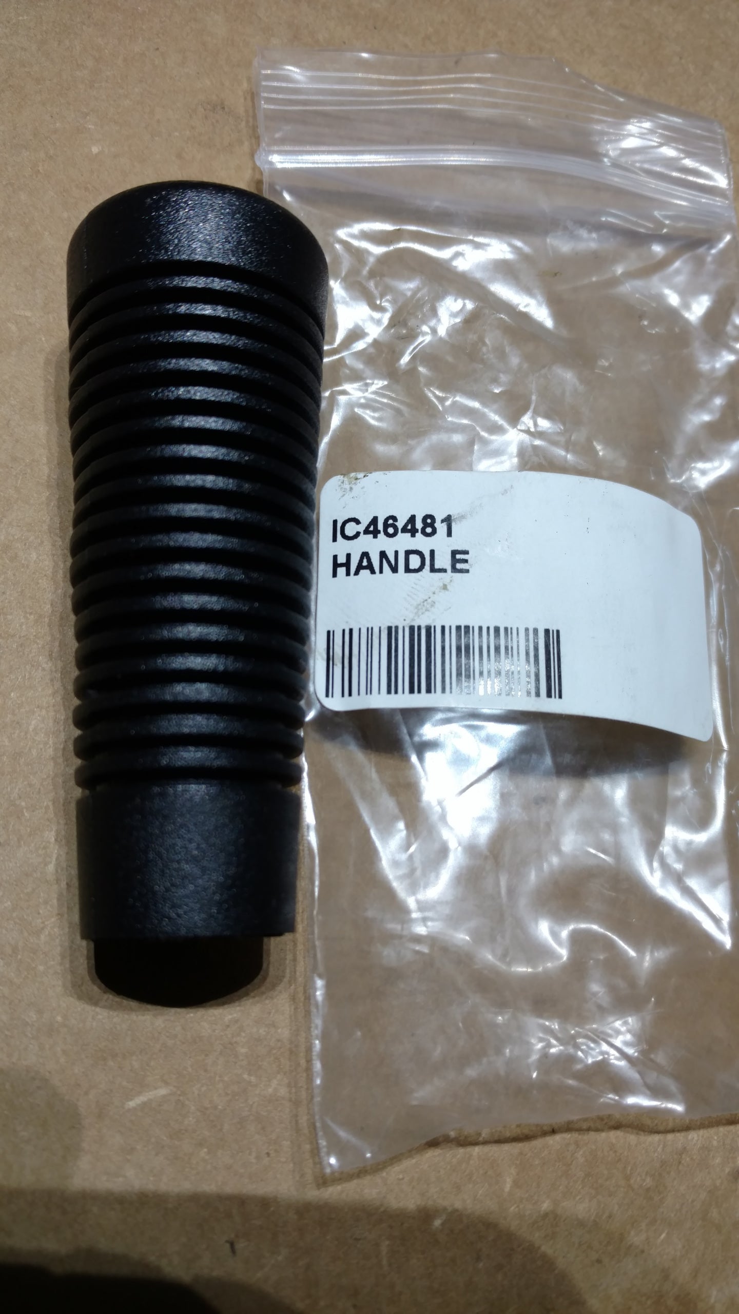C46481 GRIP-LEVER HANDLE BLACK .50 OD C29045 C28237