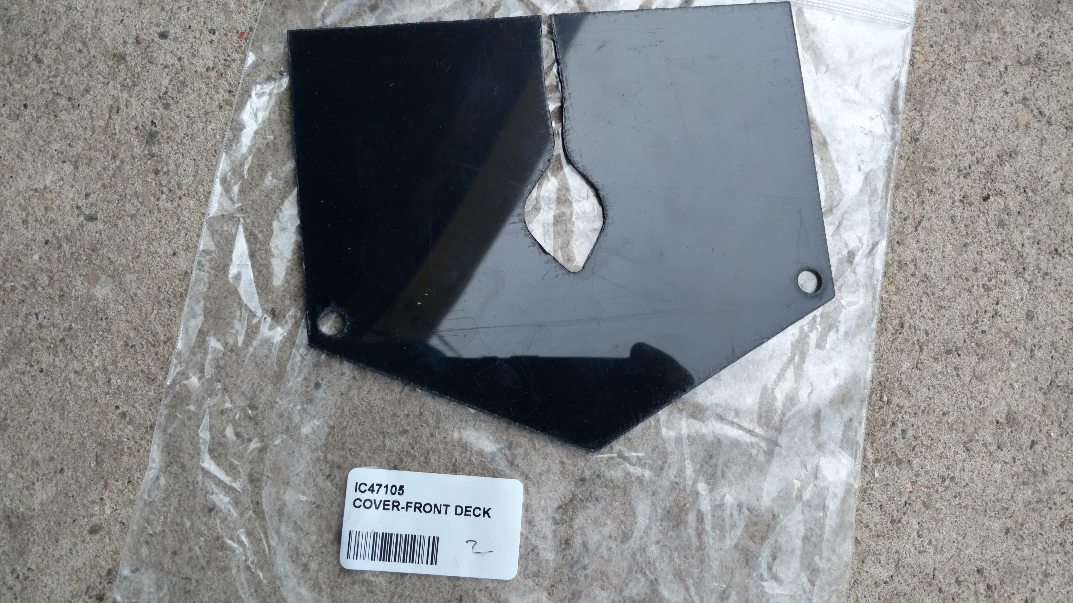 C47105 COVER - FRONT DECK (PLASTIC)