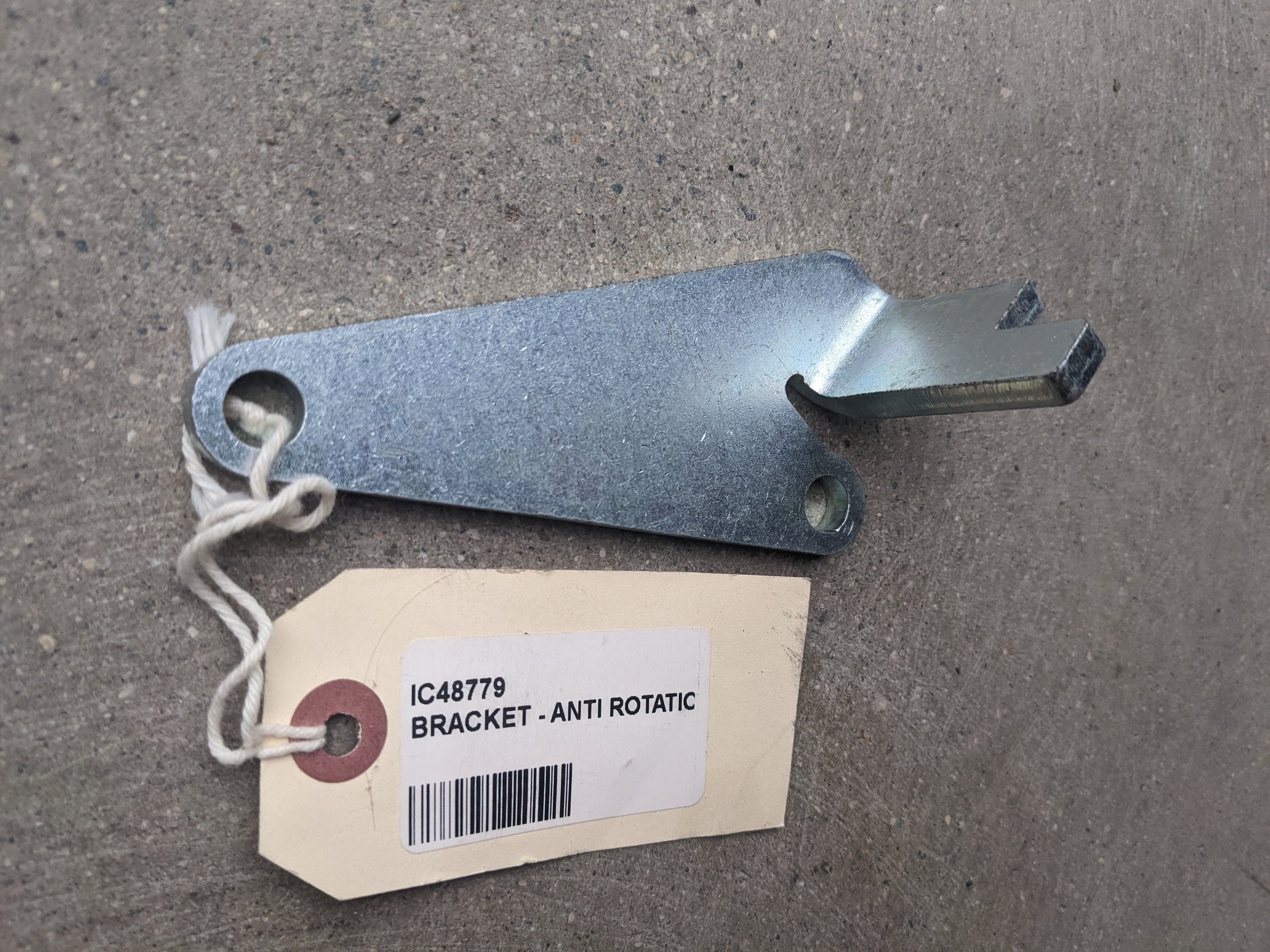 C48779 - ANTI-ROTATION BRACKET (KOHLER)