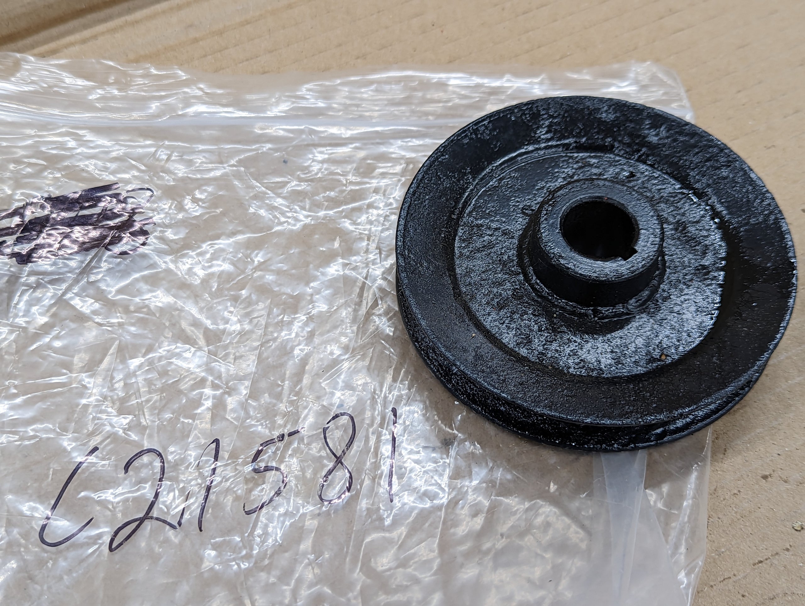 C21581 USED DECK PULLEY