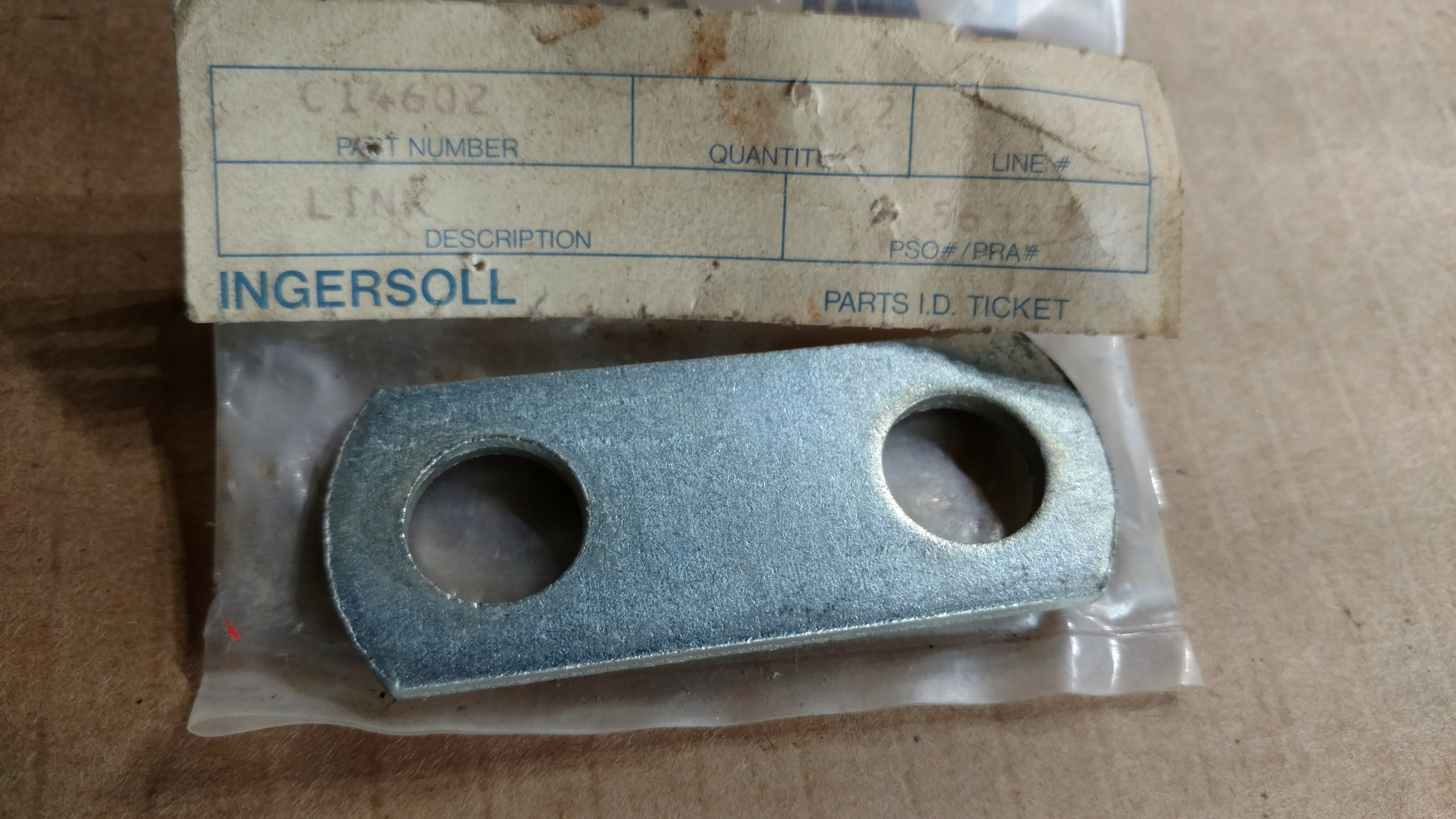 C14602 LINK - CENTER LIFT