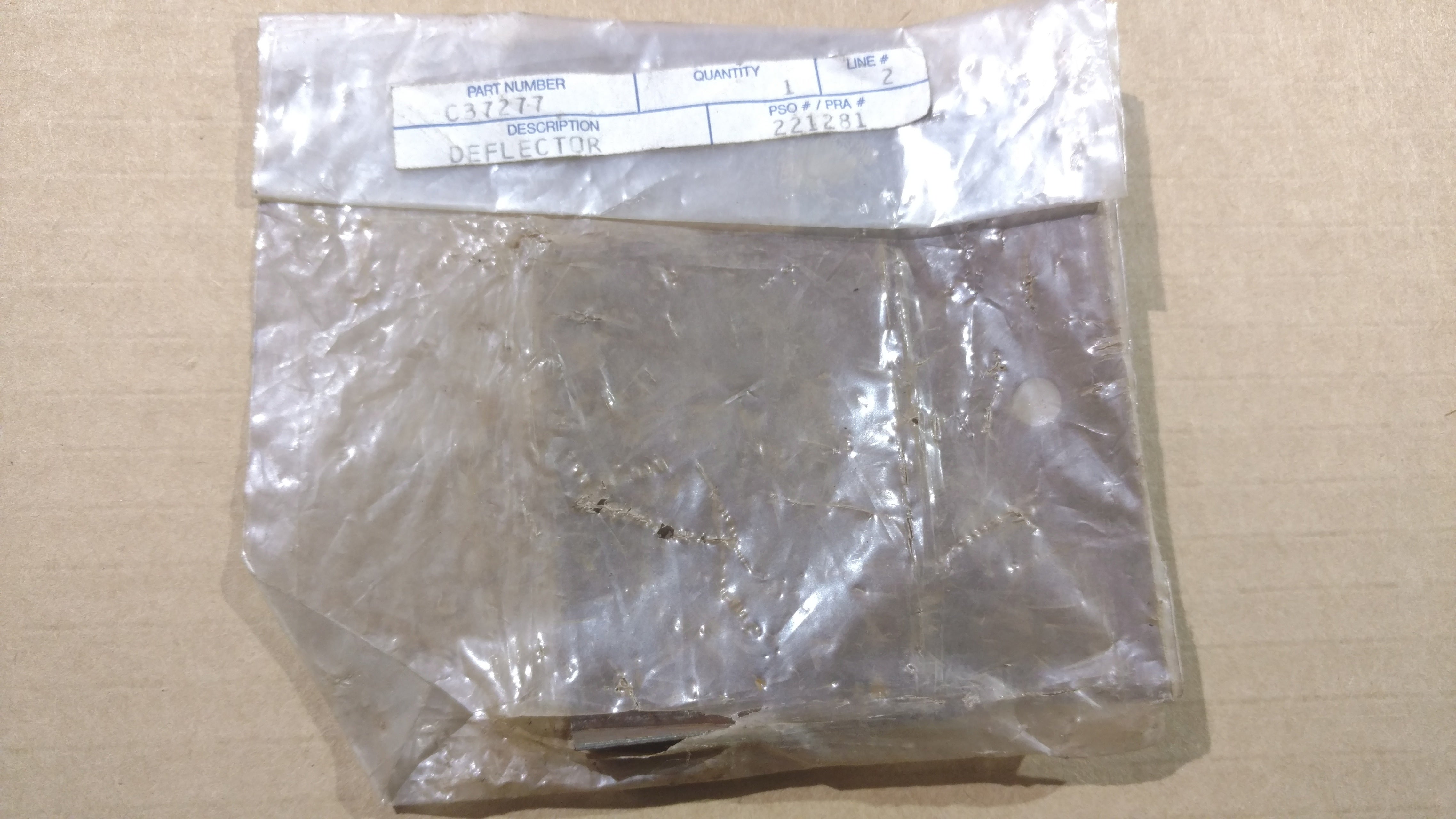 C37277 DEFLECTOR - R.H. EXH. PIPE