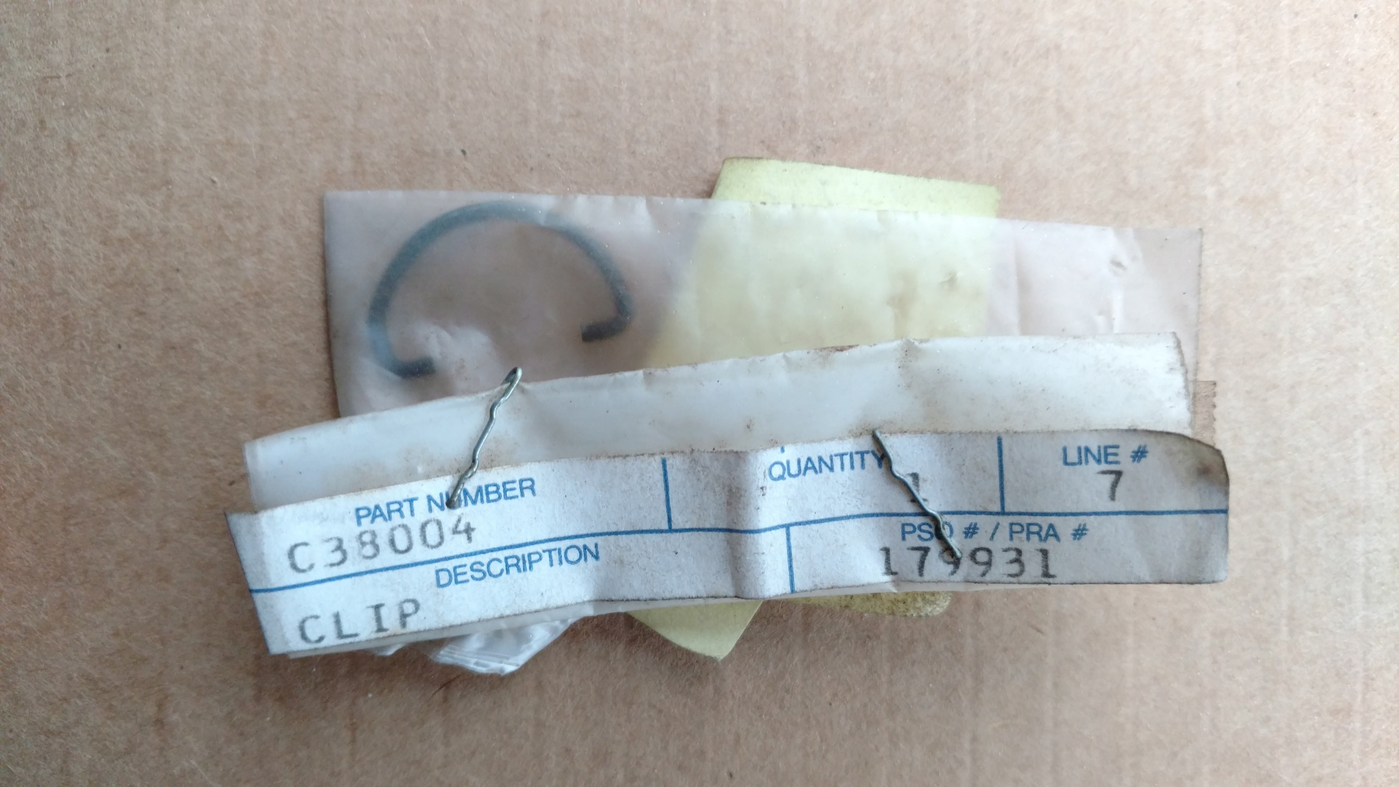 C38004 ( replaces G9004510 ) CLIP - DUMP VALVE
