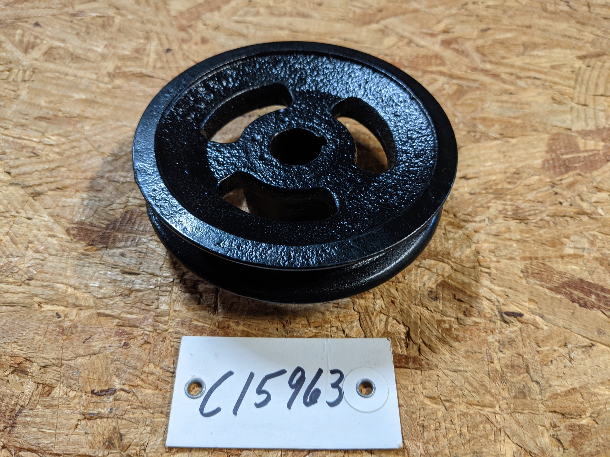 C15963 USED PULLEY