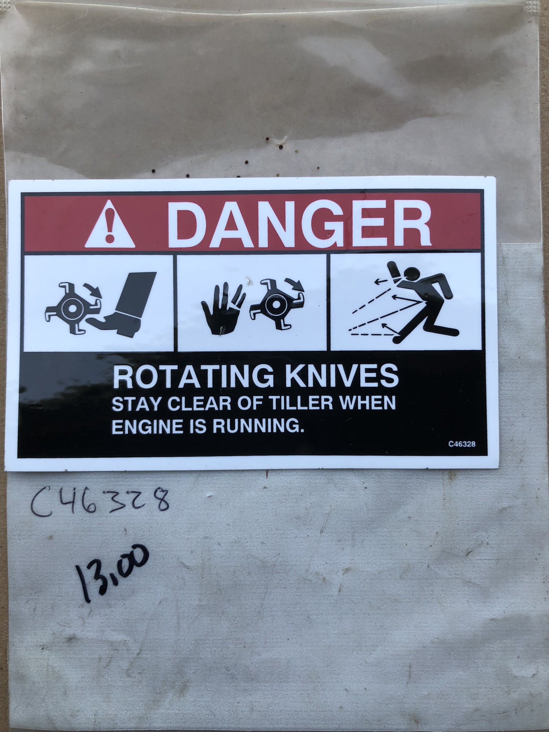 C46328 DECAL DANGER ROTATING KNIVES