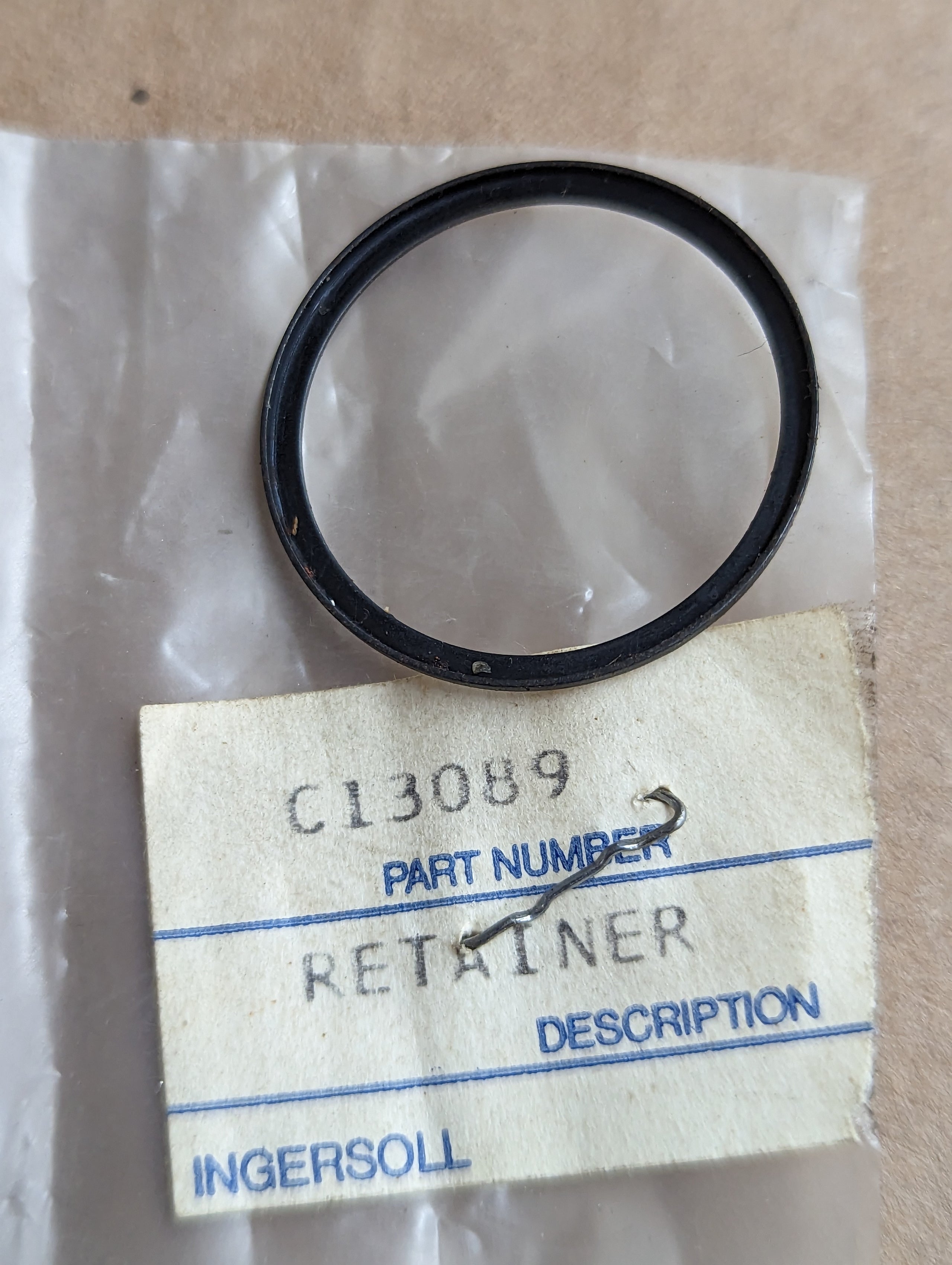 C13089 RETAINER - SNAP RING