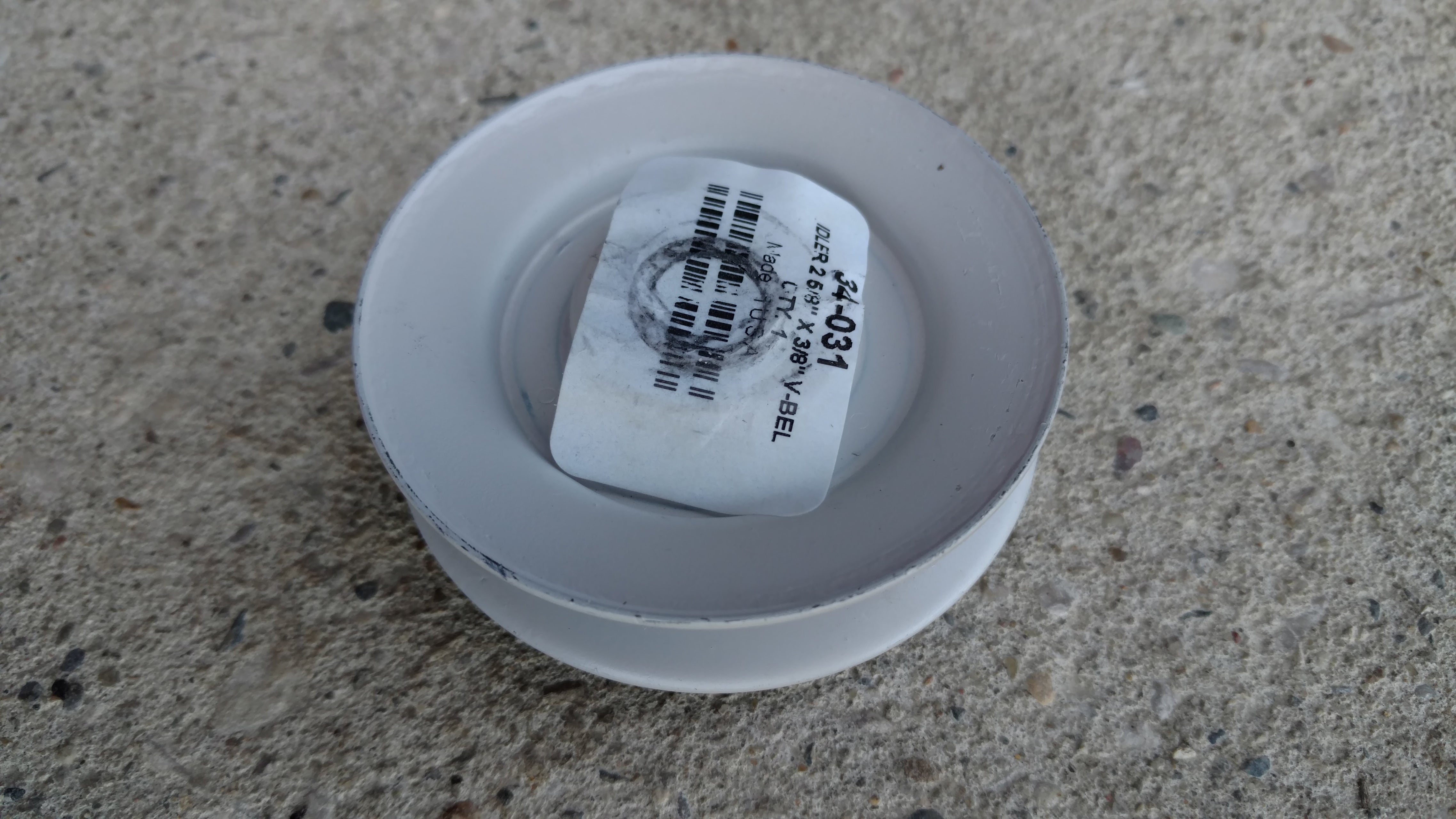 34-031 V - IDLER PULLEY