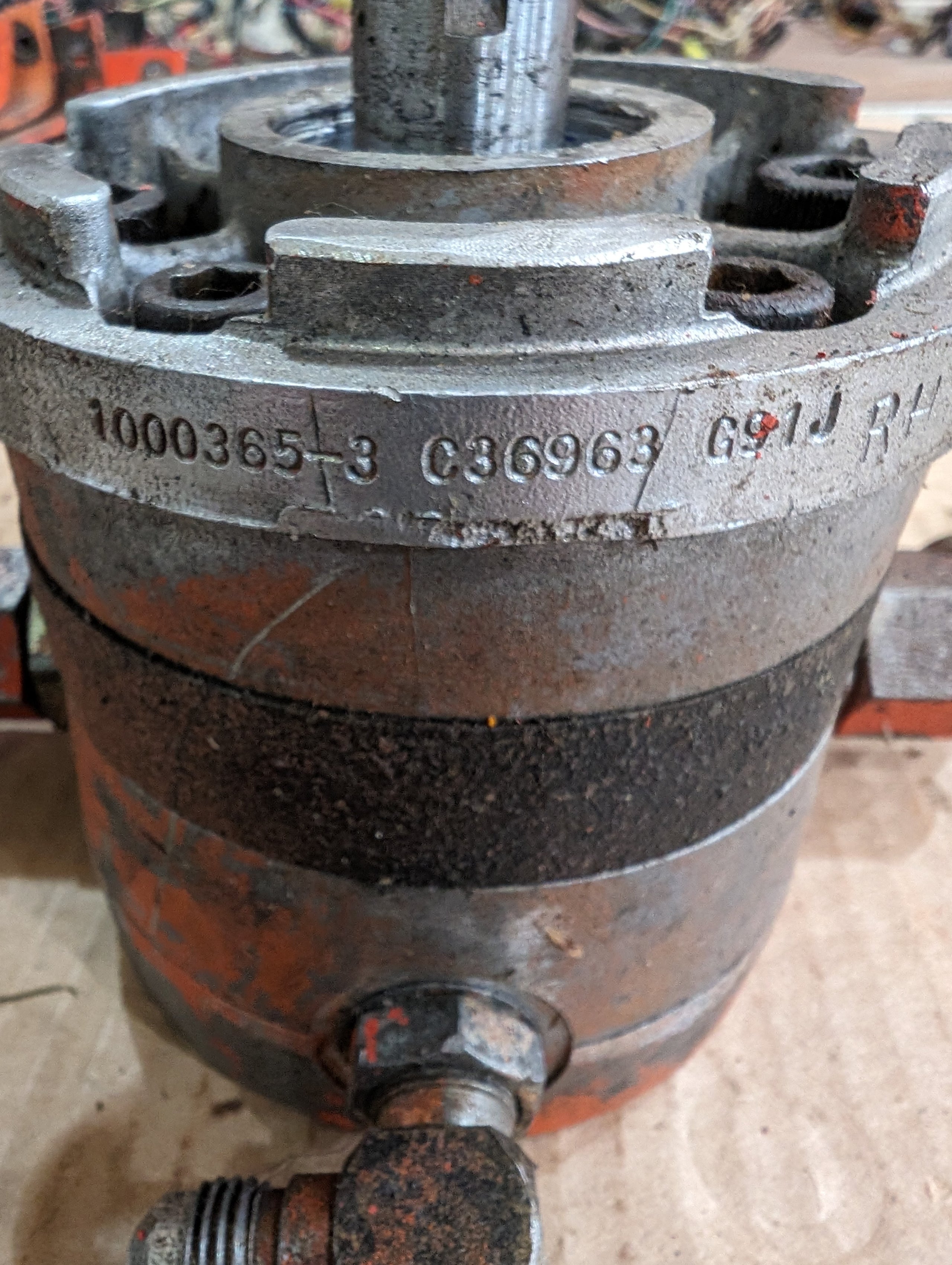 C36963 USED HYDRAULIC MOTOR