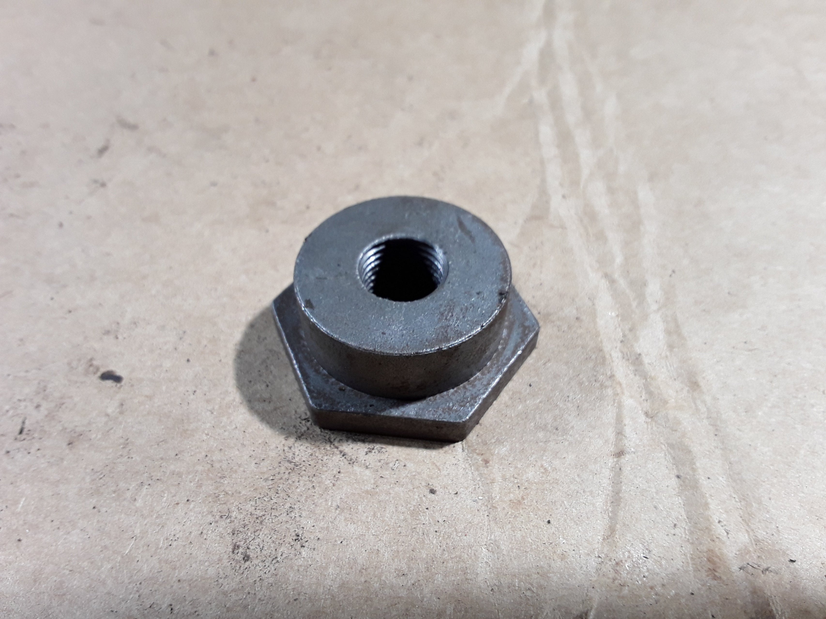 C23625 USED NUT - CLUTCH ADJUST