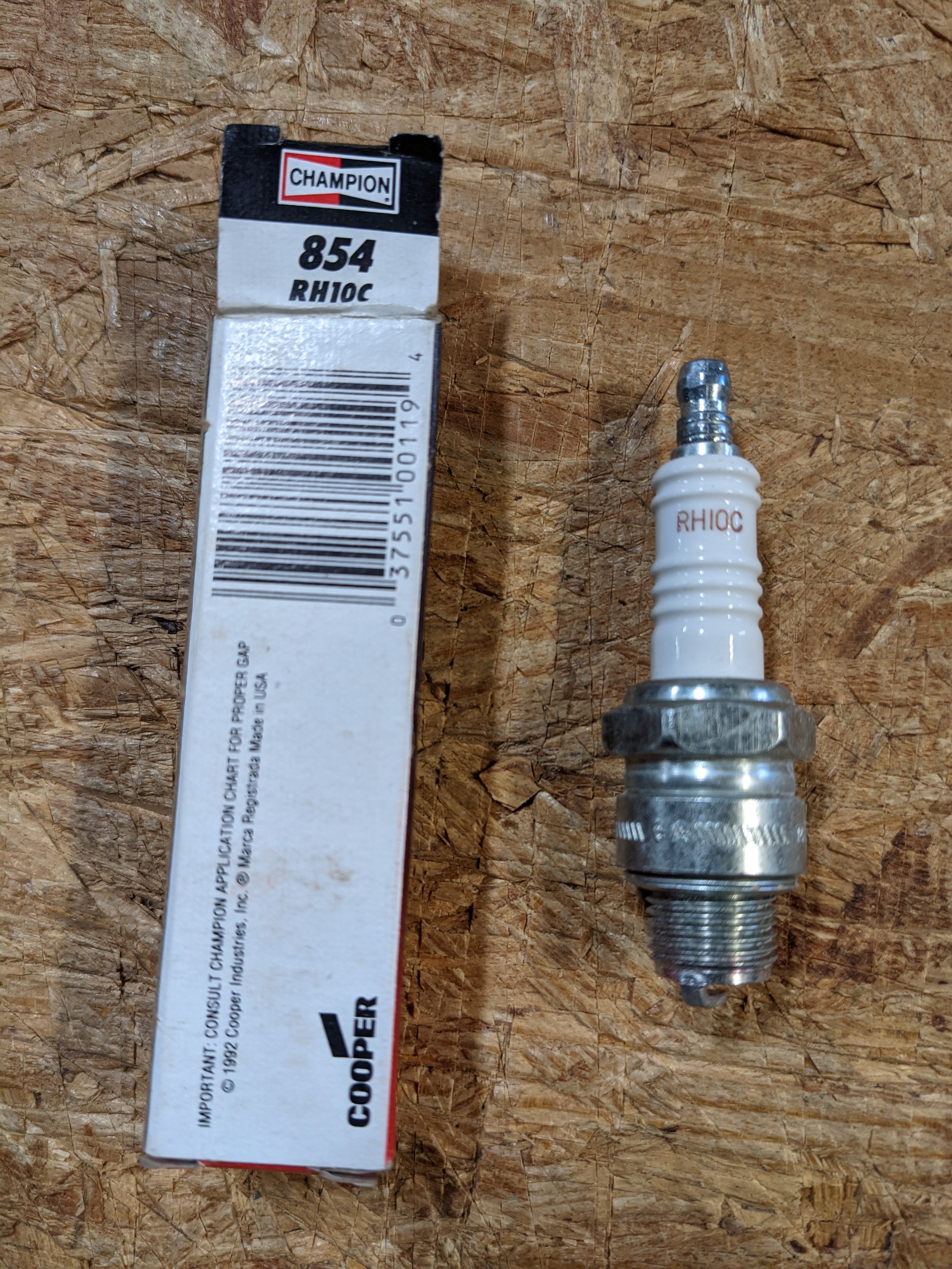 C24301 SPARK PLUG CHAMPION H10C KOHLER K321 C29738